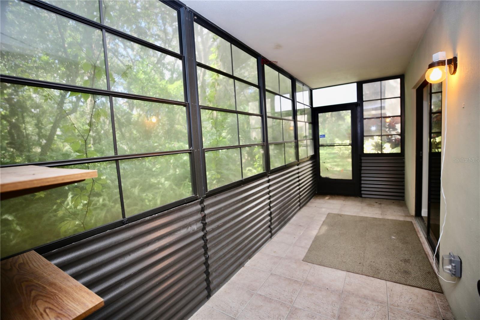 Image 21 of 38 For 11702 Raintree Village Boulevard B