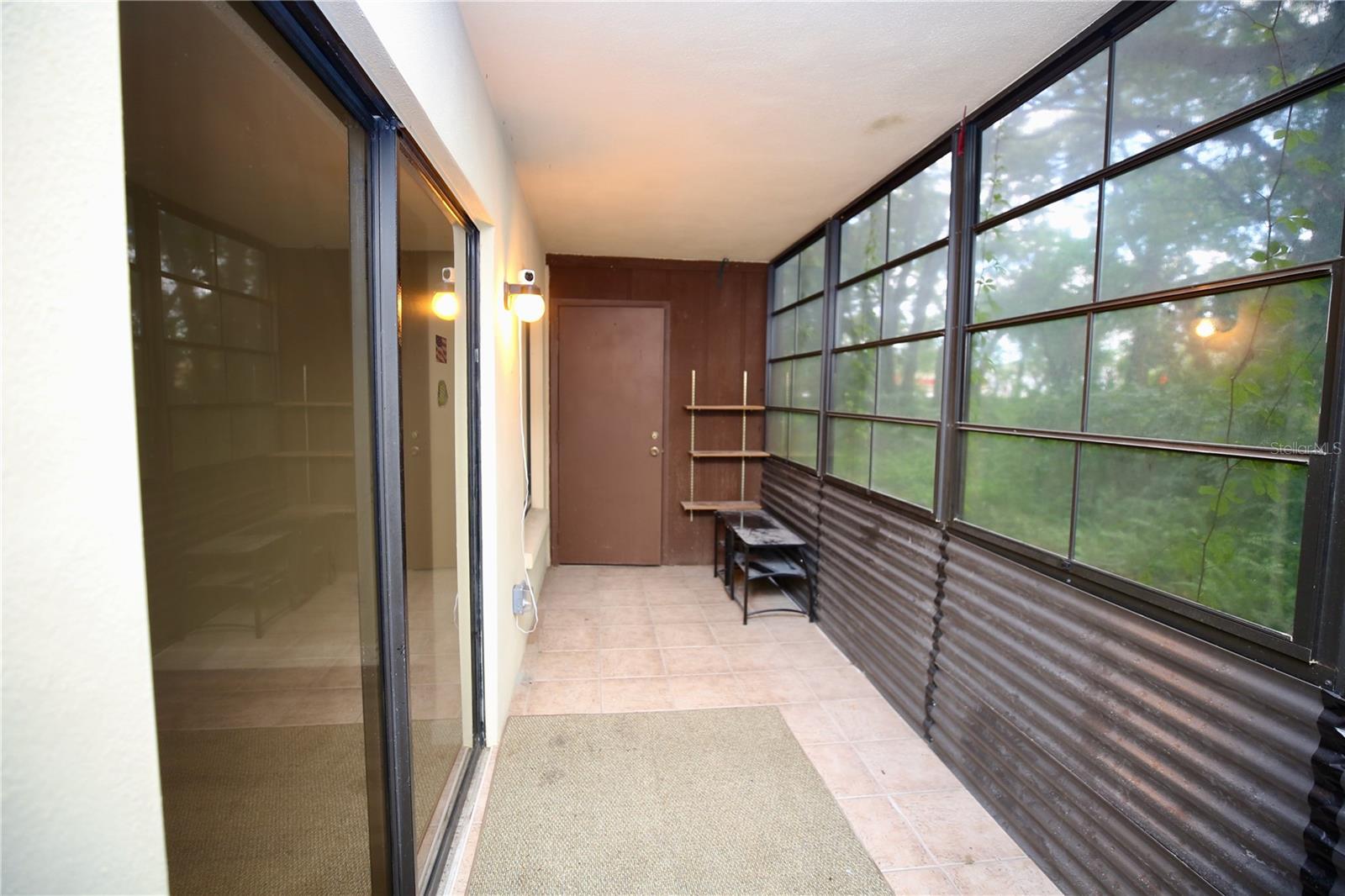 Image 22 of 38 For 11702 Raintree Village Boulevard B