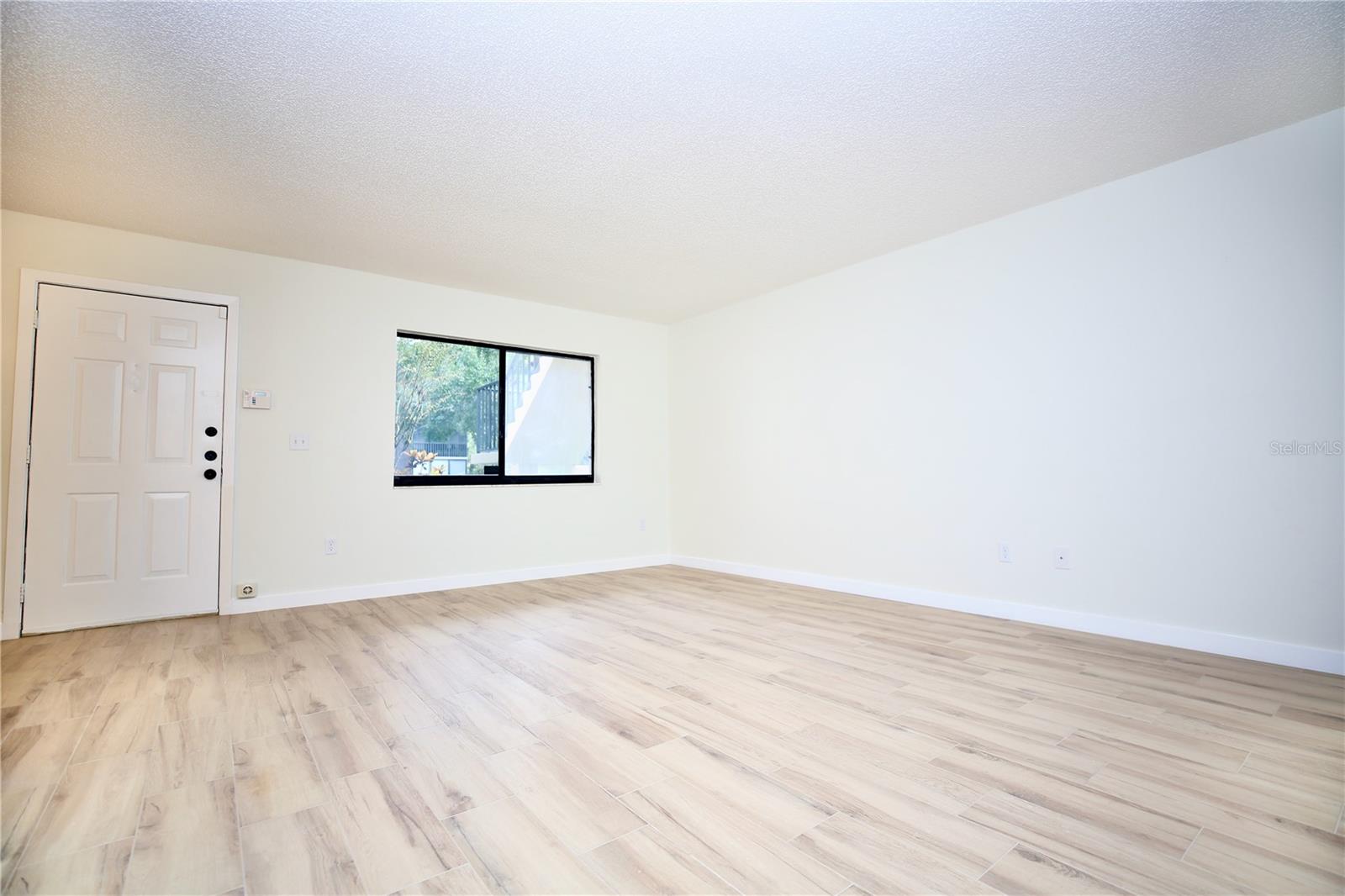 Image 9 of 38 For 11702 Raintree Village Boulevard B