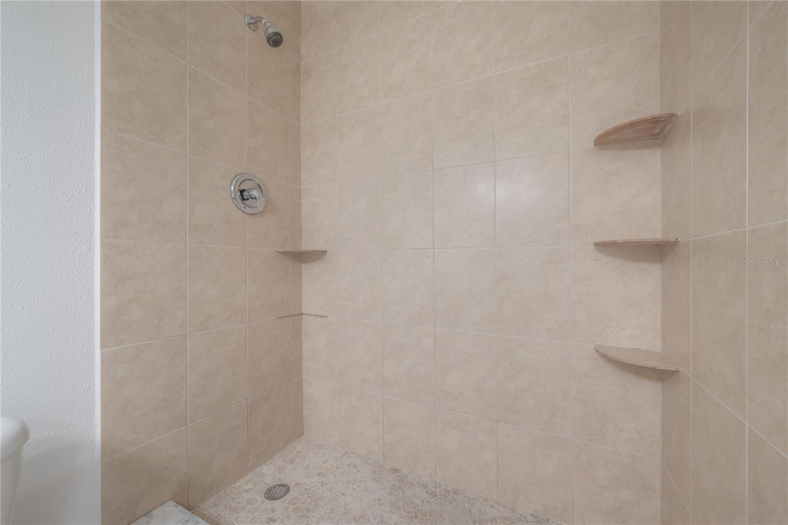 Image 22 of 39 For 9100 Dr Martin Luther King Jr Street N 905