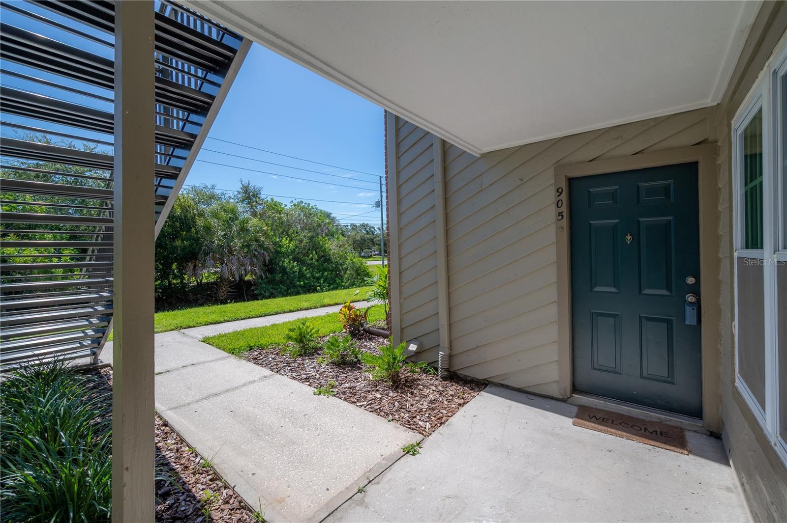 Image 27 of 39 For 9100 Dr Martin Luther King Jr Street N 905