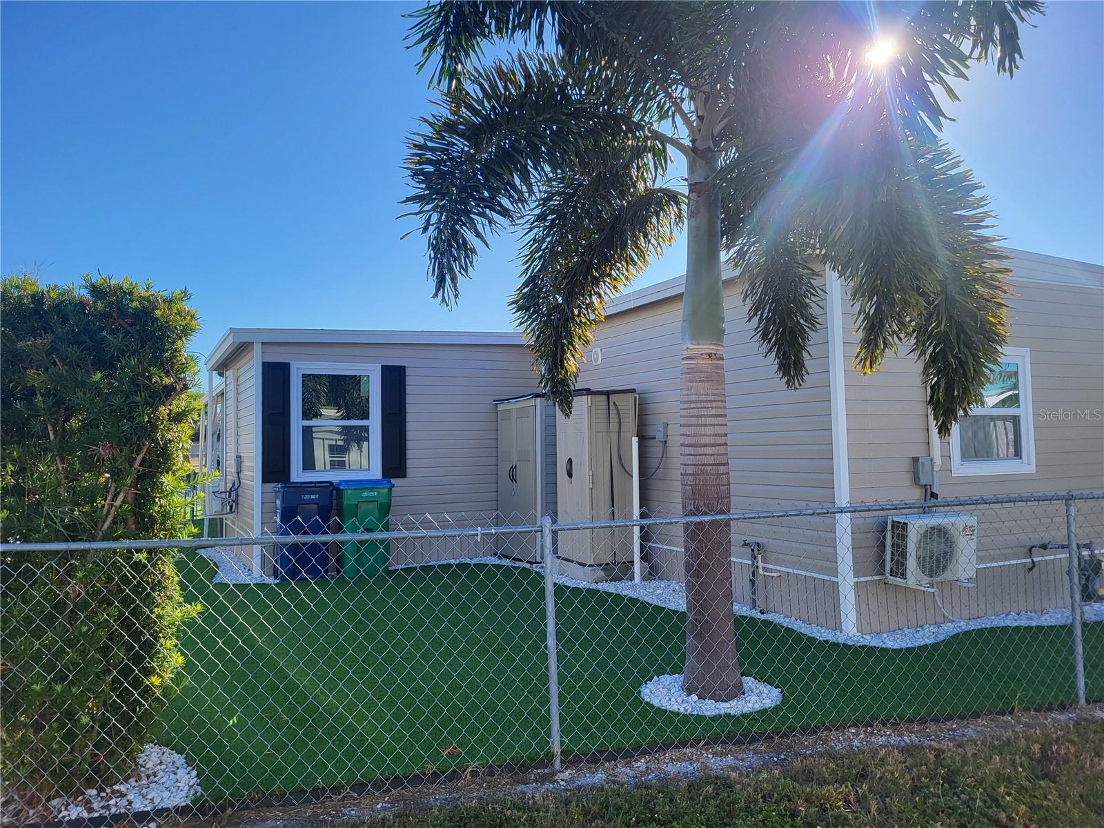 Image 11 of 37 For 6580 Seminole Boulevard 506