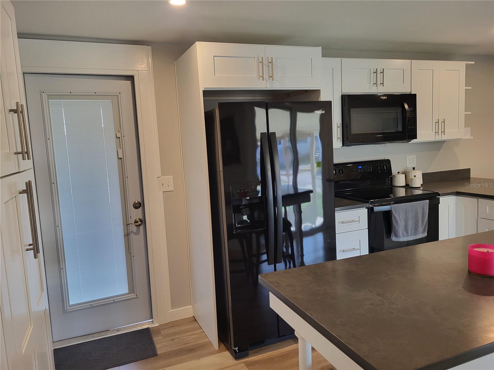 Image 16 of 37 For 6580 Seminole Boulevard 506