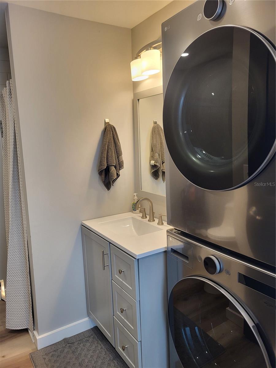 Image 29 of 37 For 6580 Seminole Boulevard 506