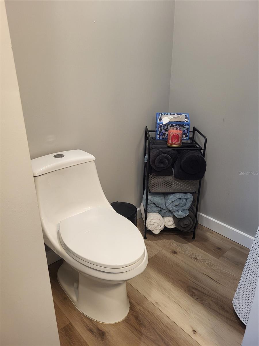 Image 30 of 37 For 6580 Seminole Boulevard 506