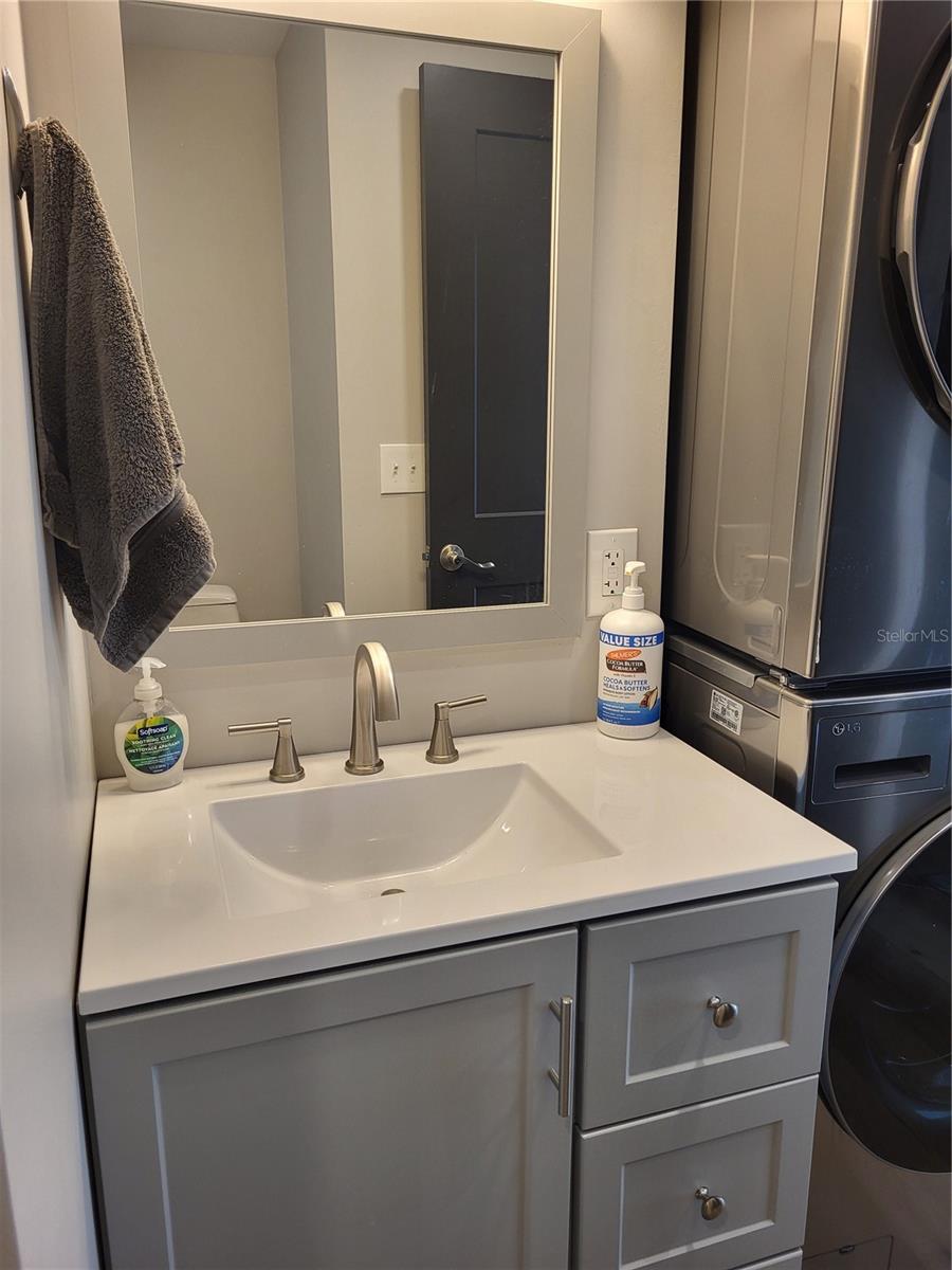 Image 34 of 37 For 6580 Seminole Boulevard 506