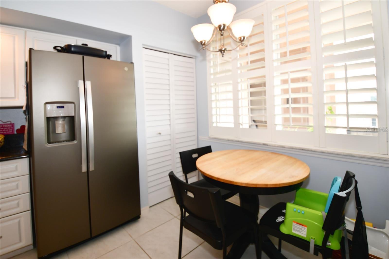 Image 20 of 47 For 6425 Shoreline Drive 10403