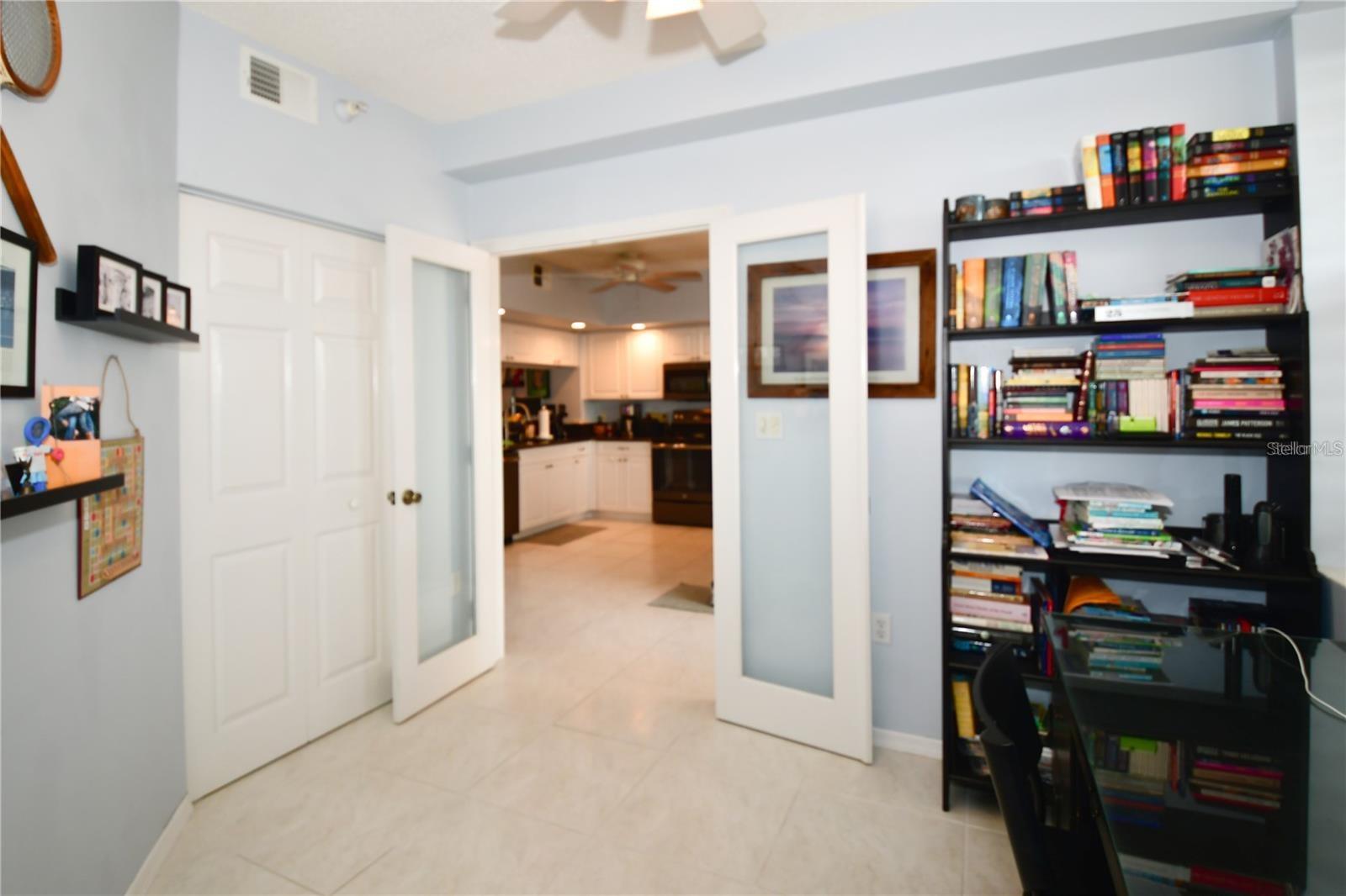 Image 34 of 47 For 6425 Shoreline Drive 10403