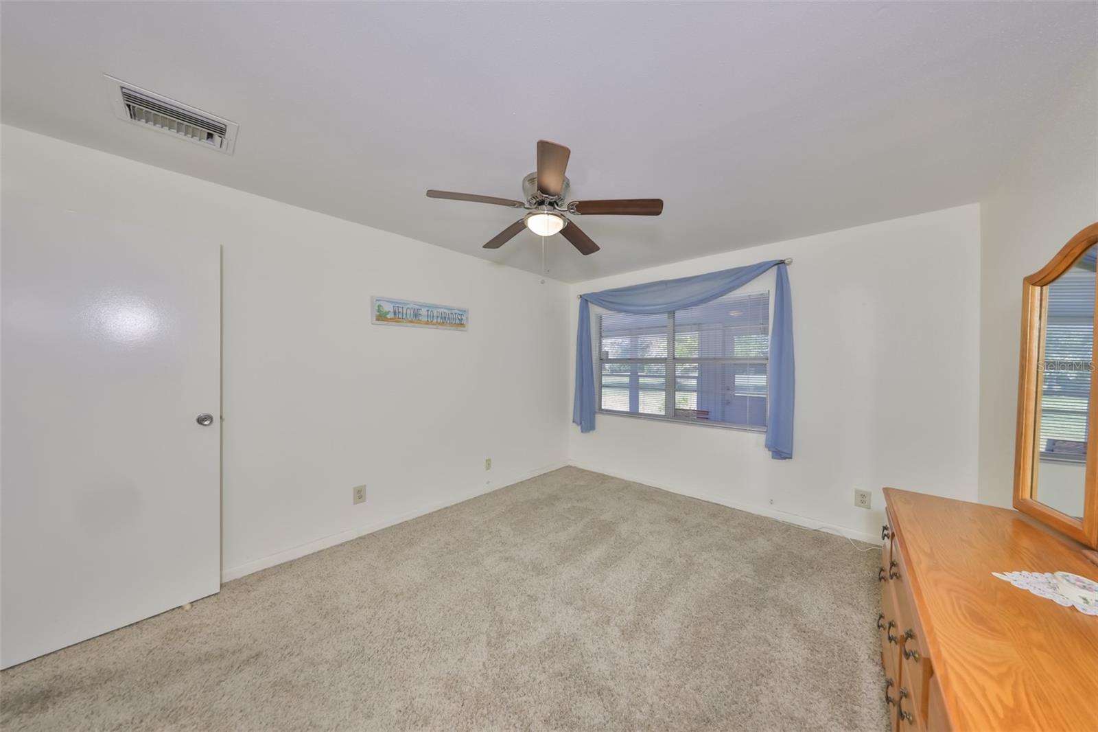 Image 16 of 51 For 2202 Clubhouse Drive 180