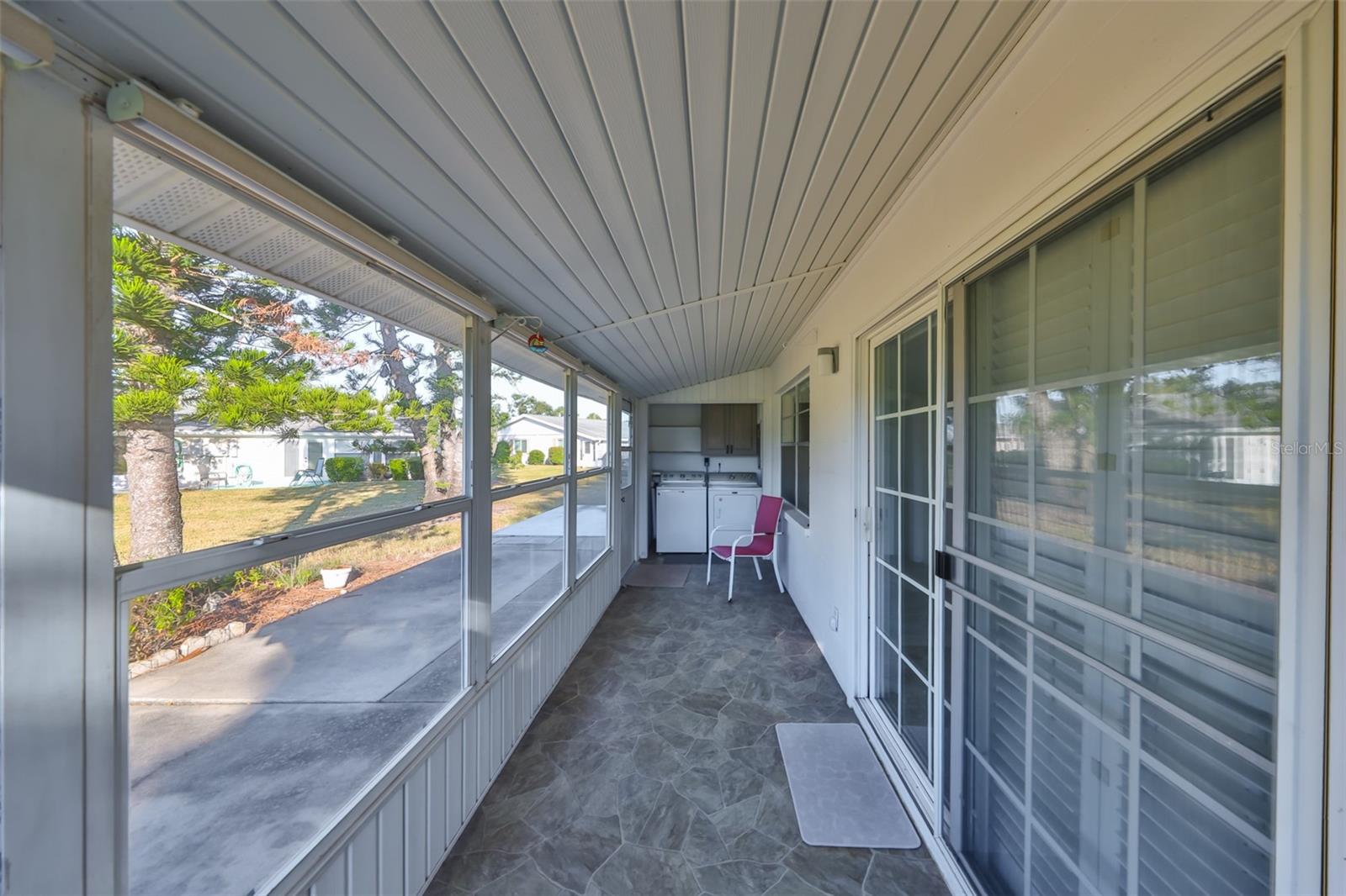 Image 25 of 51 For 2202 Clubhouse Drive 180