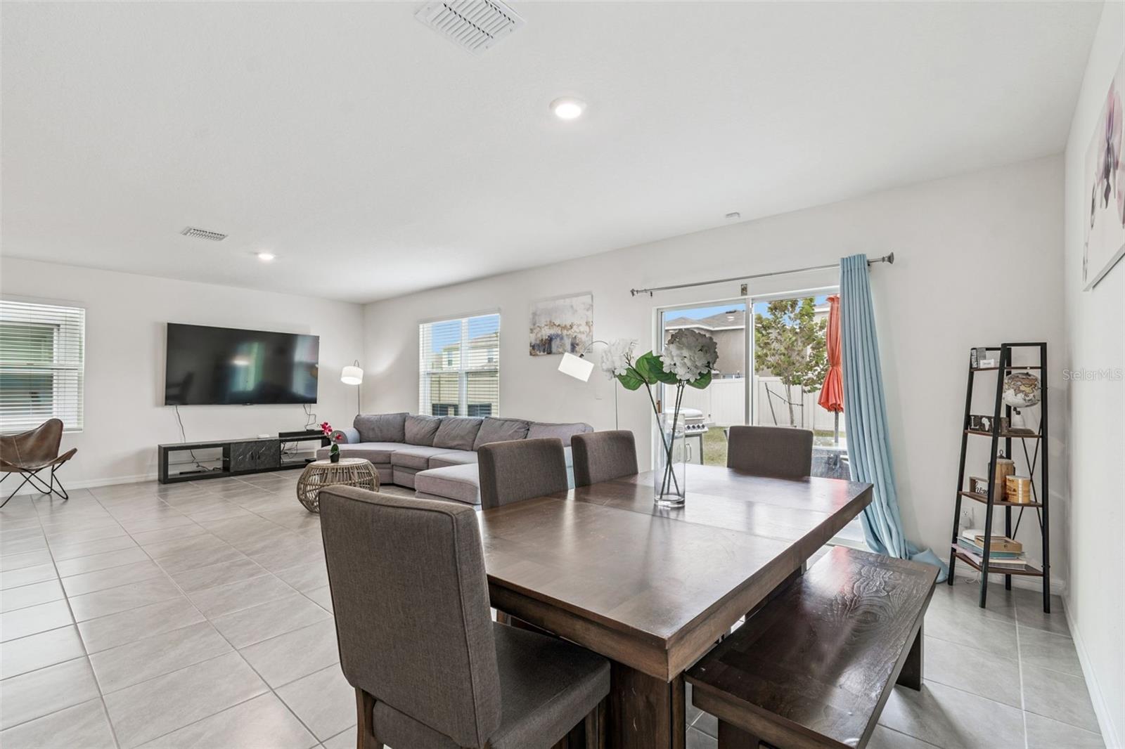 Image 22 of 100 For 5667 Chorleywood Lane