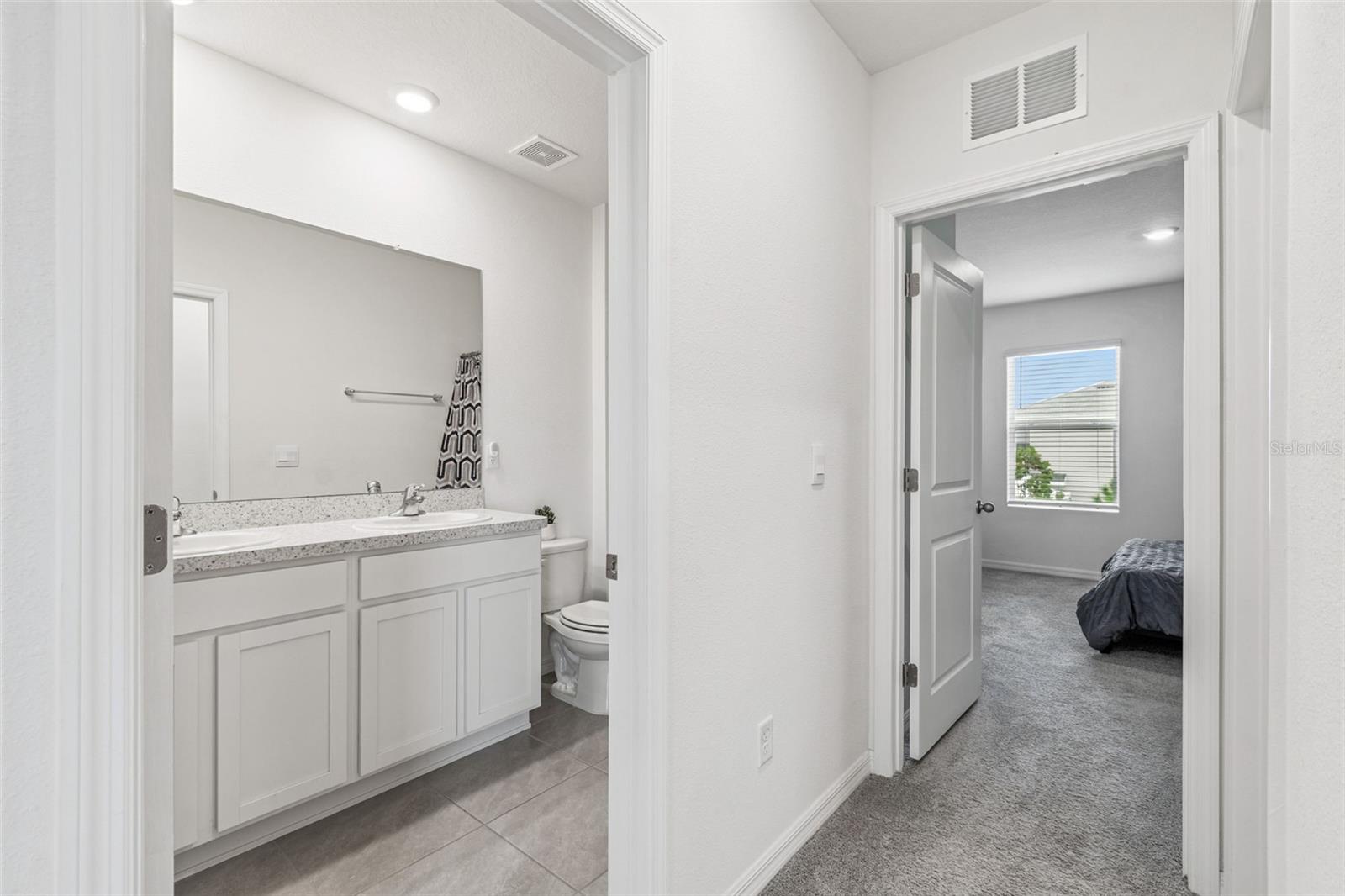 Image 40 of 100 For 5667 Chorleywood Lane