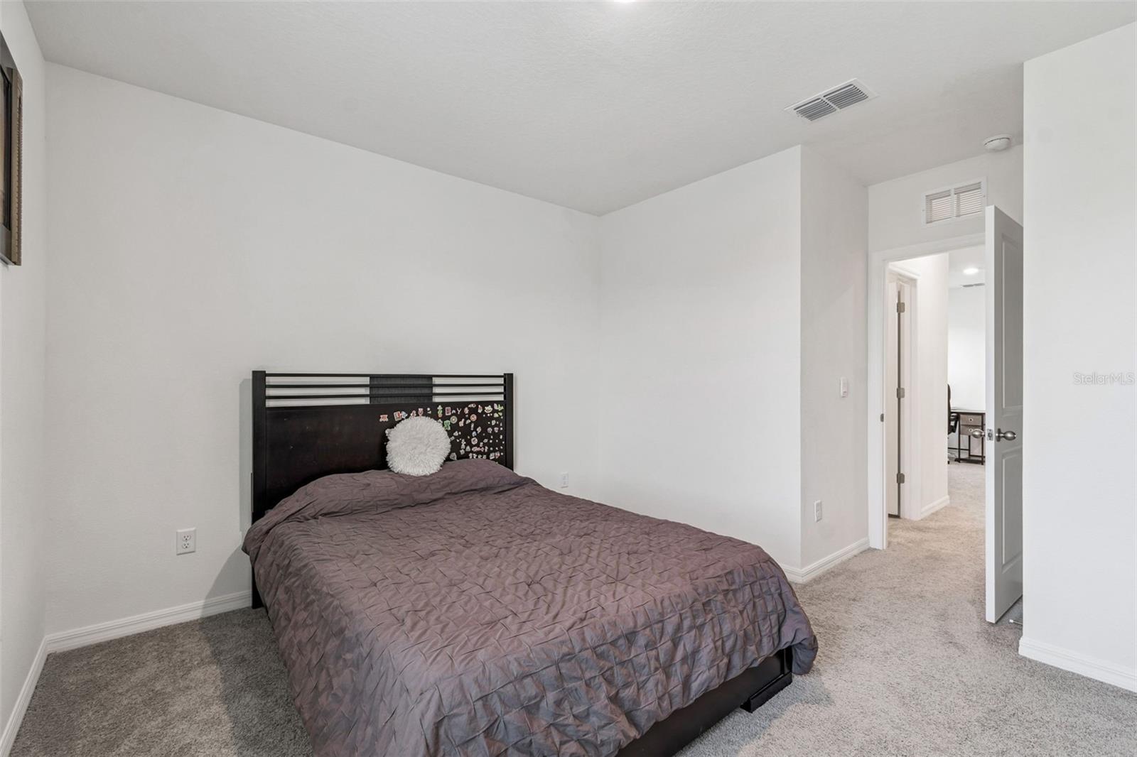 Image 45 of 100 For 5667 Chorleywood Lane