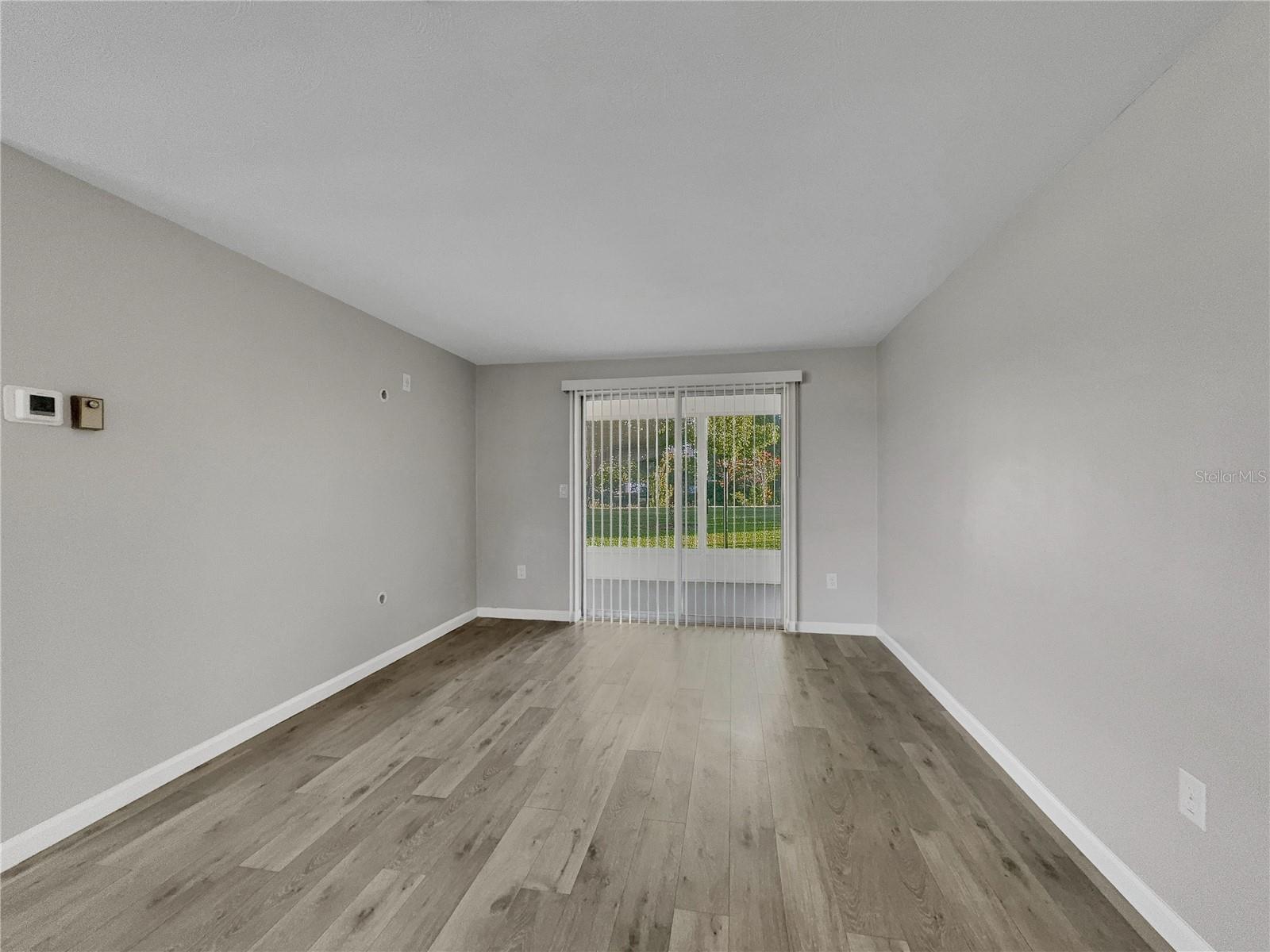 Image 4 of 22 For 9240 Glen Moor Lane