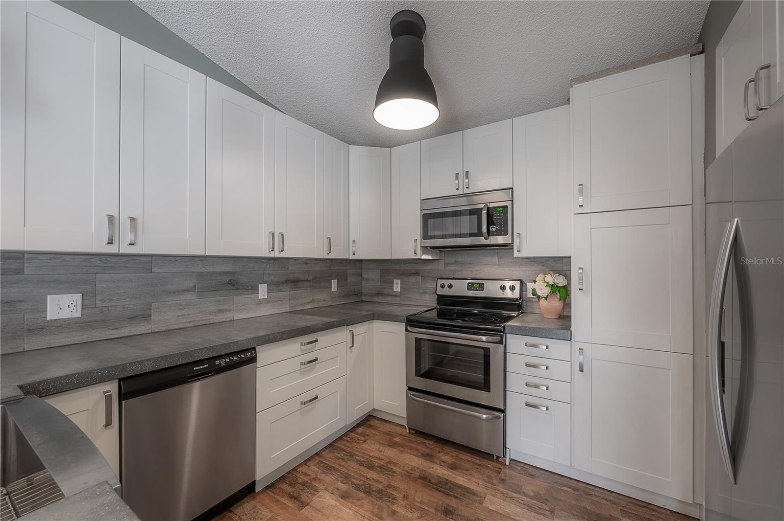 Image 12 of 34 For 2756 Braham Court