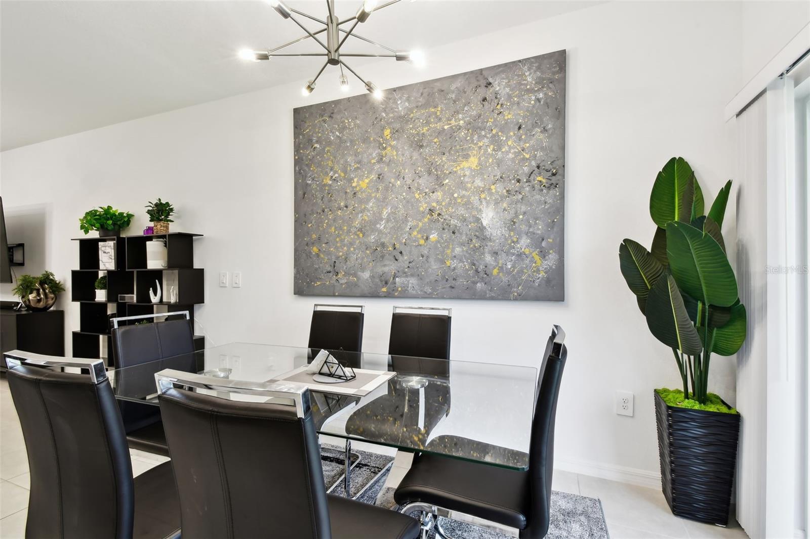 Image 21 of 75 For 2513 Sunray Venus Way