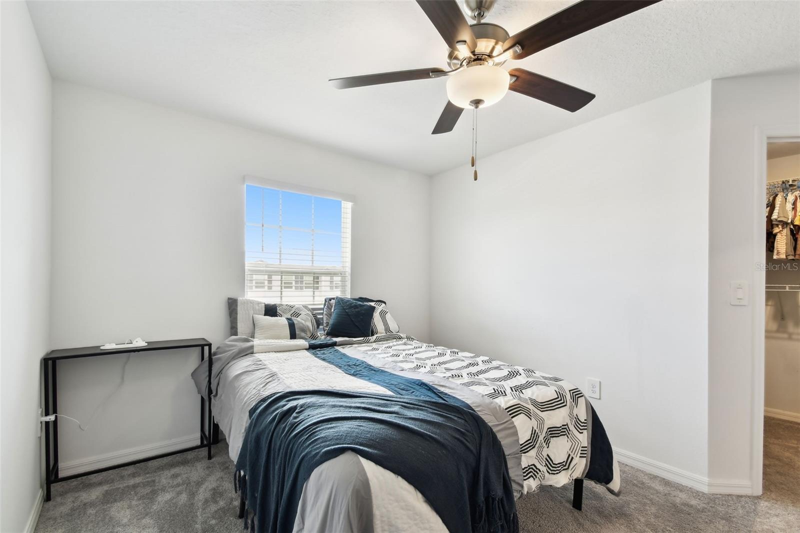 Image 26 of 75 For 2513 Sunray Venus Way