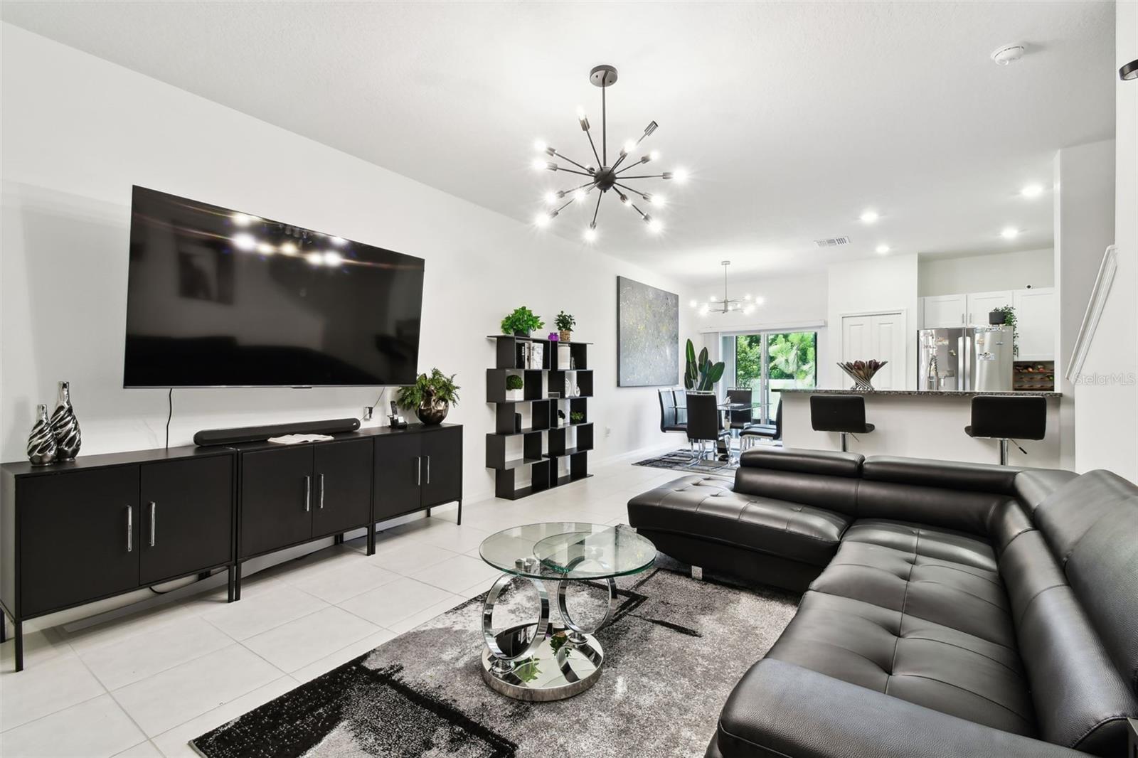 Image 7 of 75 For 2513 Sunray Venus Way