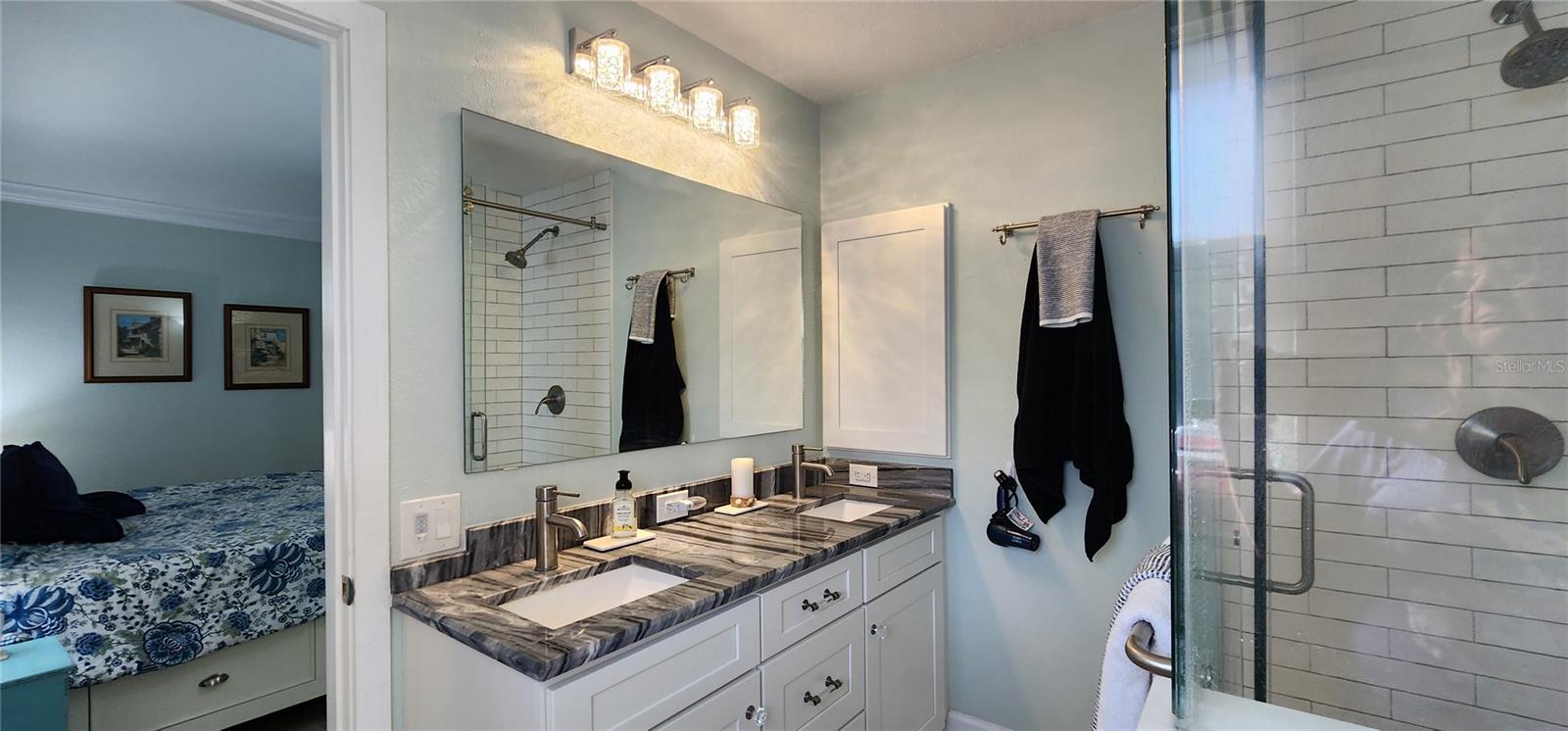 Image 12 of 21 For 418 Imperial Drive