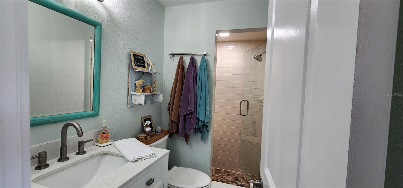 Image 13 of 21 For 418 Imperial Drive