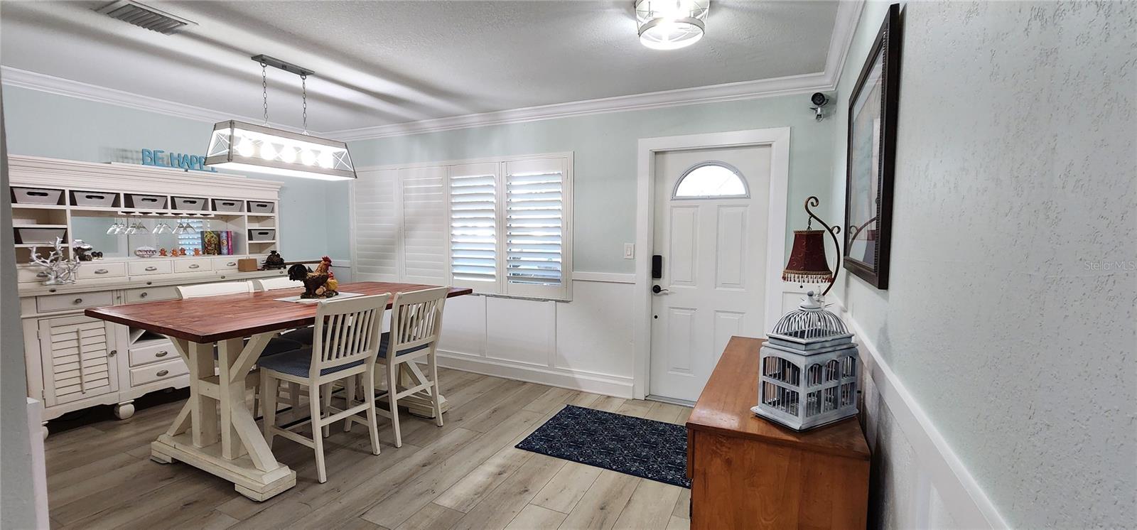 Image 6 of 21 For 418 Imperial Drive