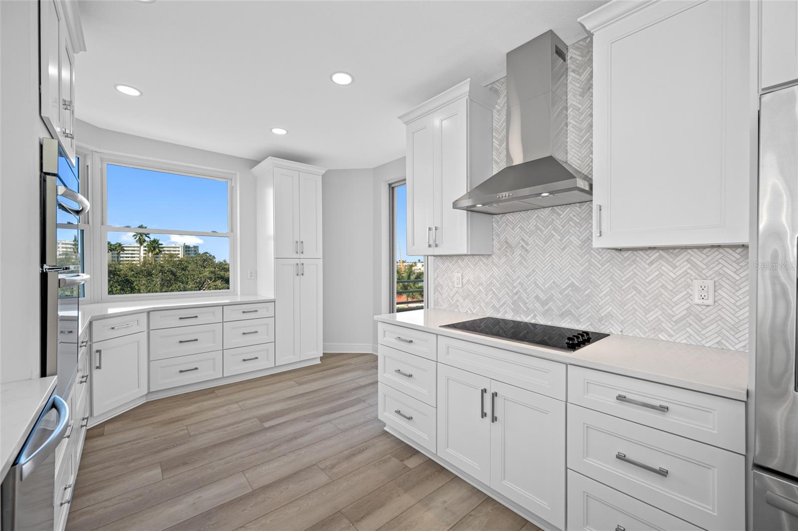 Image 10 of 57 For 7872 Sailboat Key Boulevard S 306