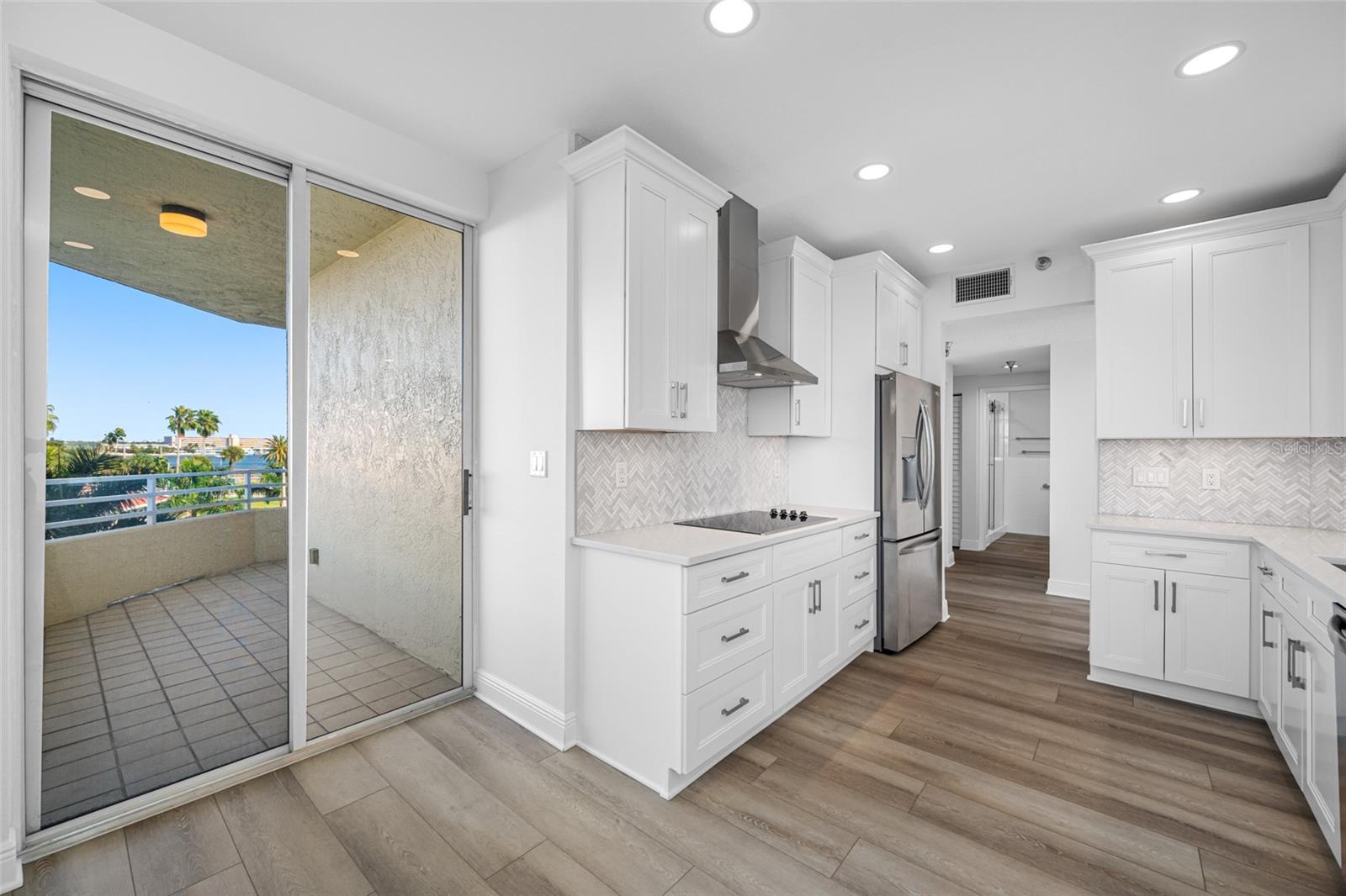 Image 11 of 57 For 7872 Sailboat Key Boulevard S 306