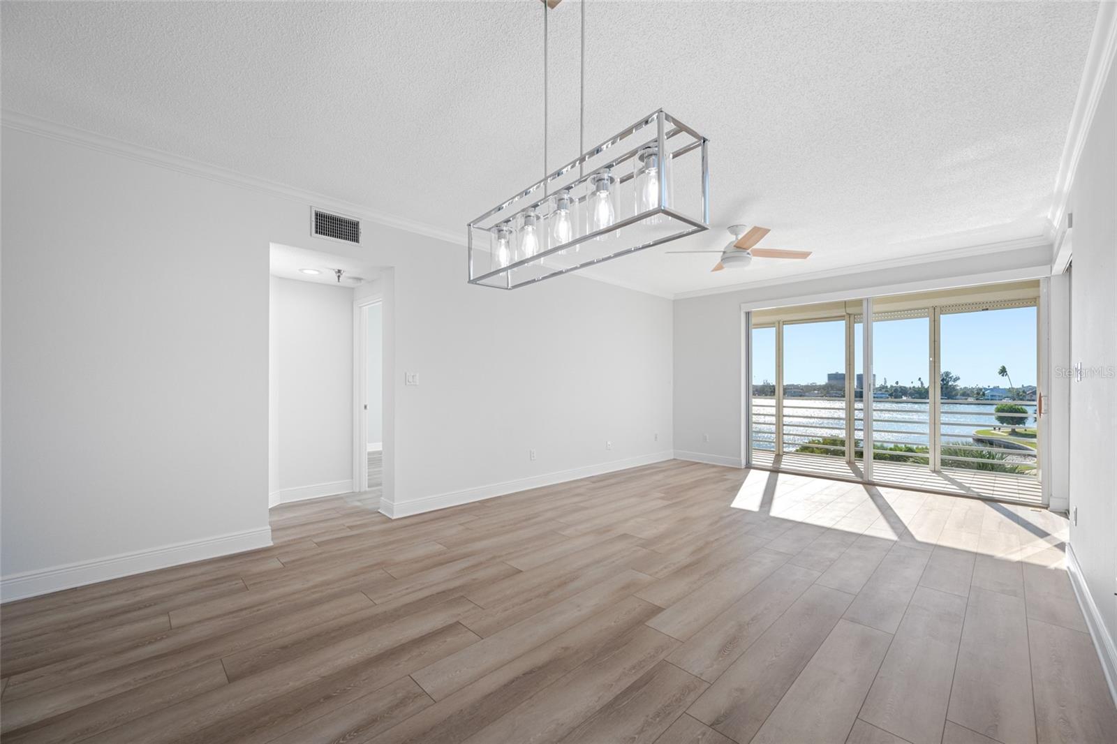 Image 16 of 57 For 7872 Sailboat Key Boulevard S 306