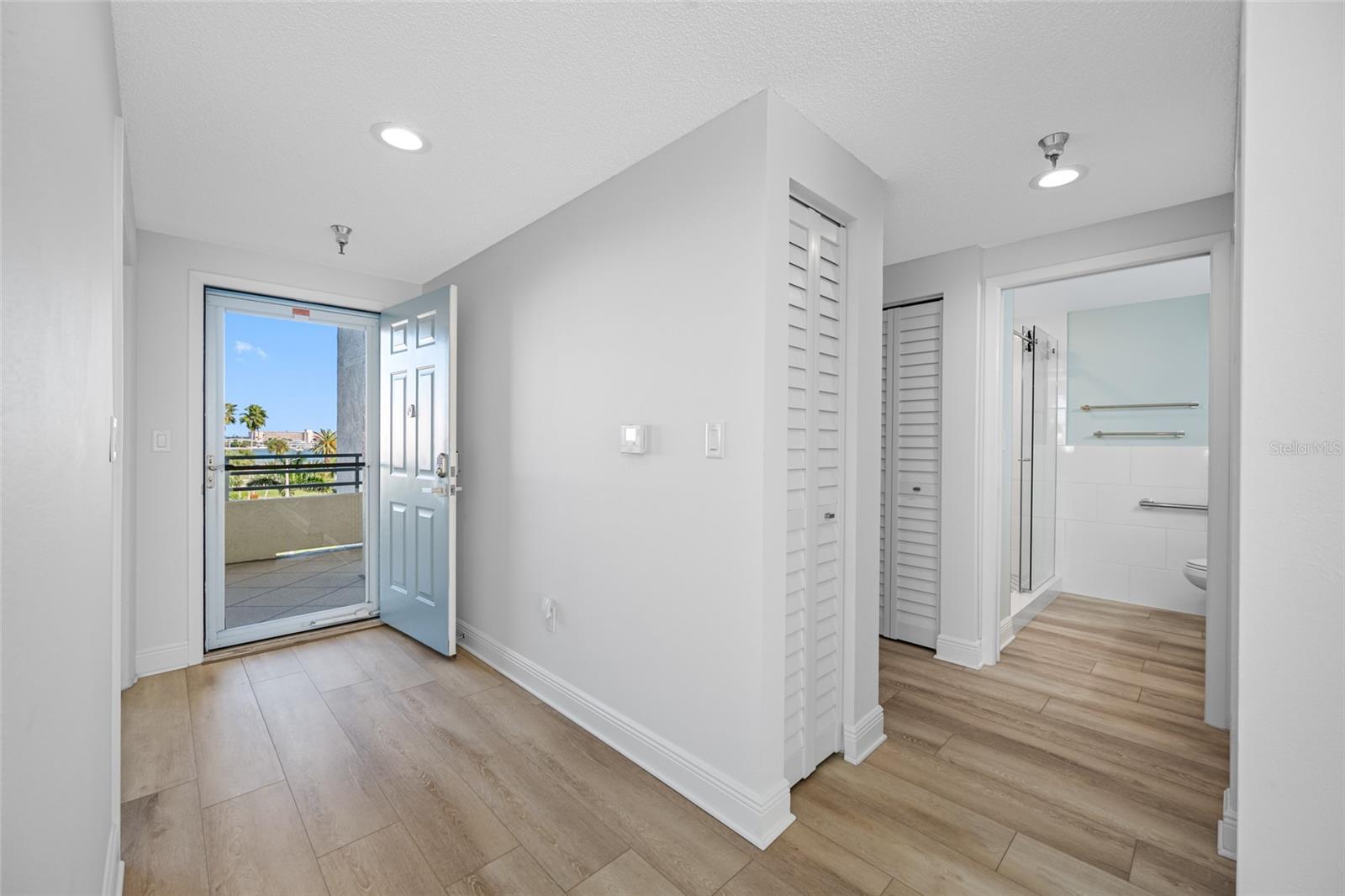 Image 23 of 57 For 7872 Sailboat Key Boulevard S 306