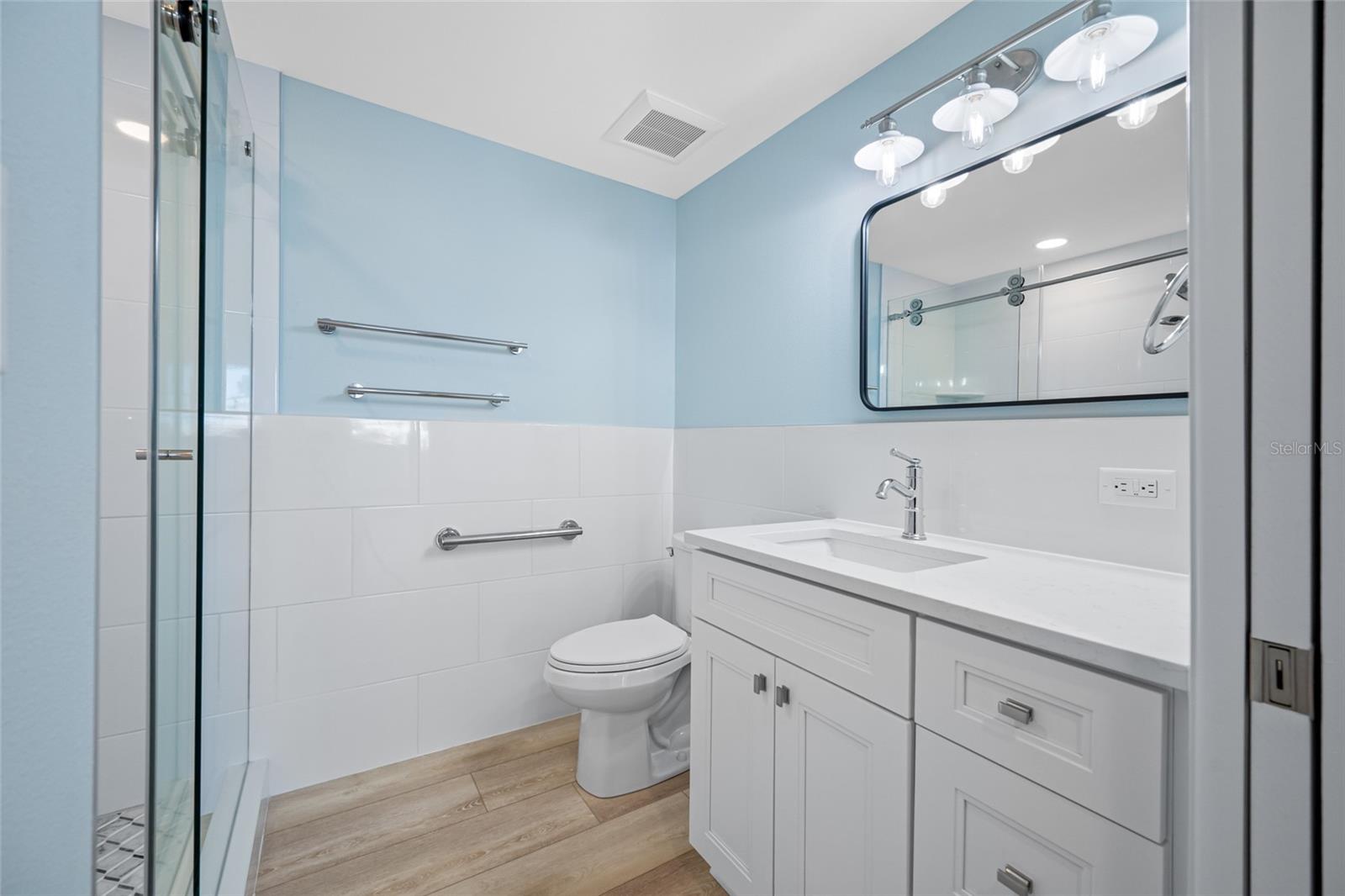 Image 33 of 57 For 7872 Sailboat Key Boulevard S 306