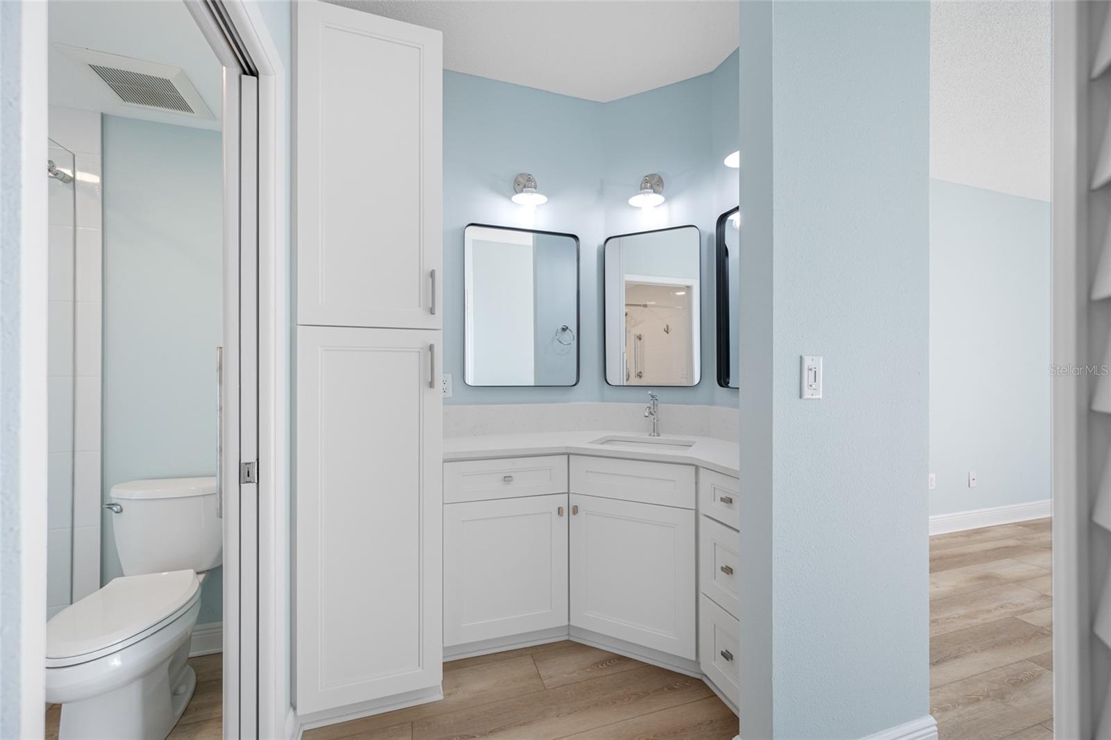 Image 41 of 57 For 7872 Sailboat Key Boulevard S 306