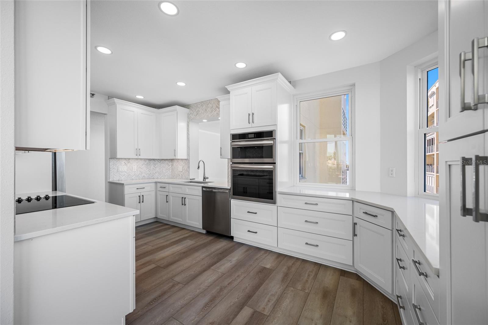 Image 5 of 57 For 7872 Sailboat Key Boulevard S 306