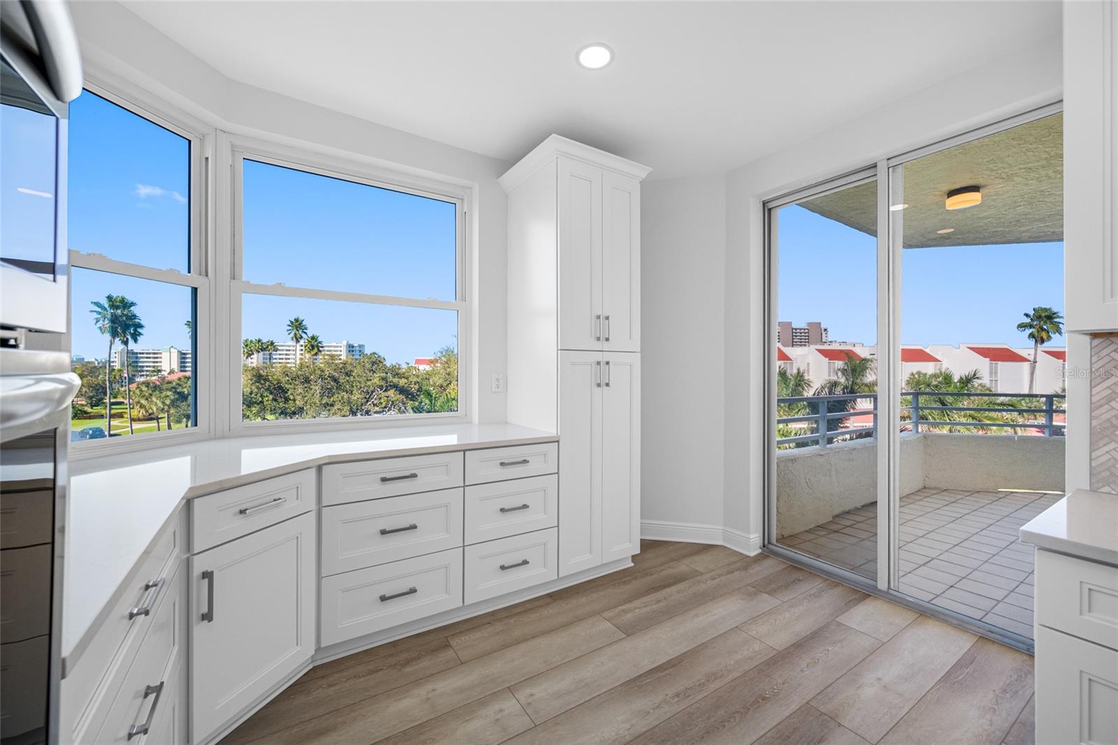 Image 6 of 57 For 7872 Sailboat Key Boulevard S 306