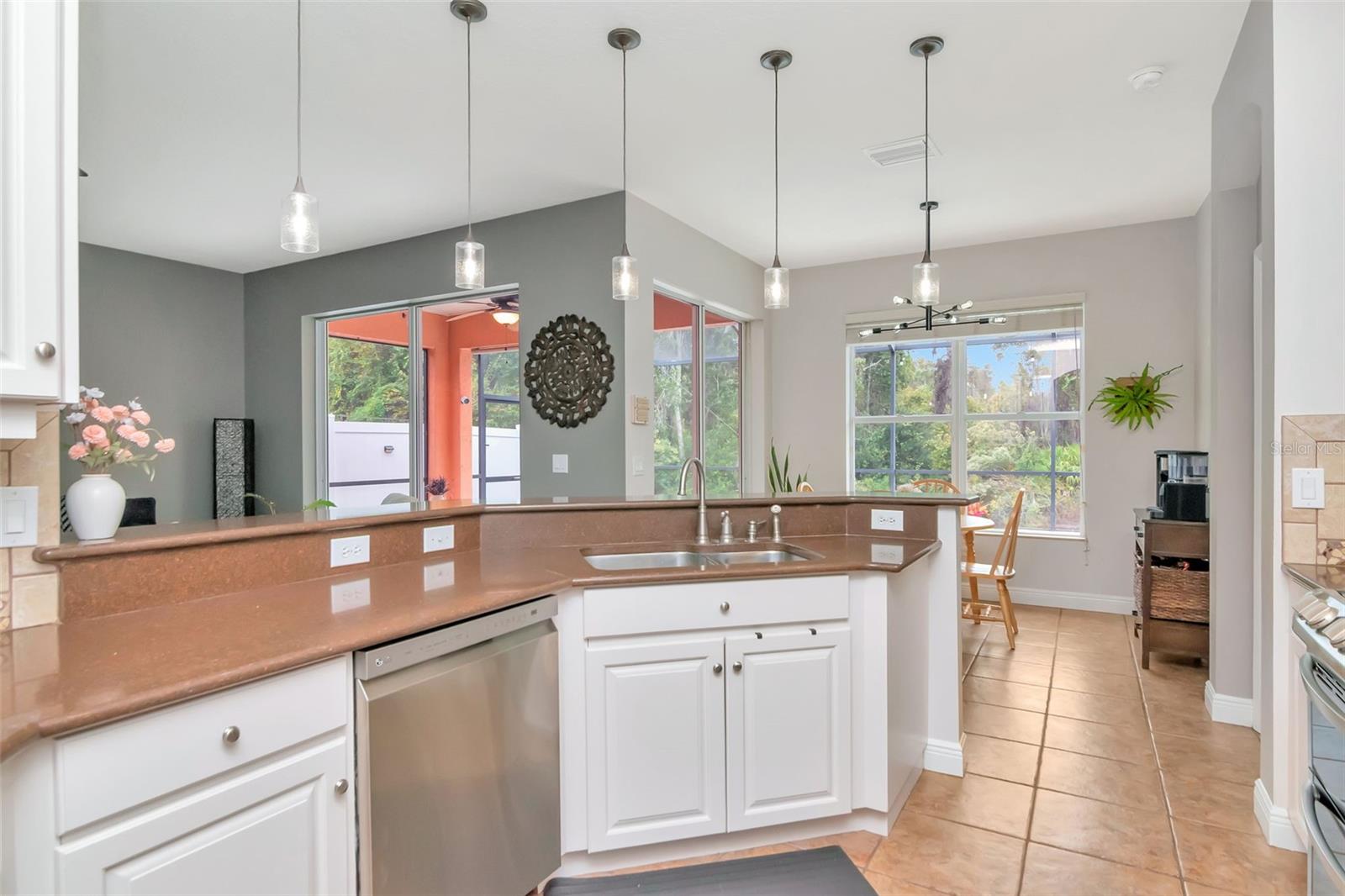 Image 15 of 59 For 31241 Kirkshire Court