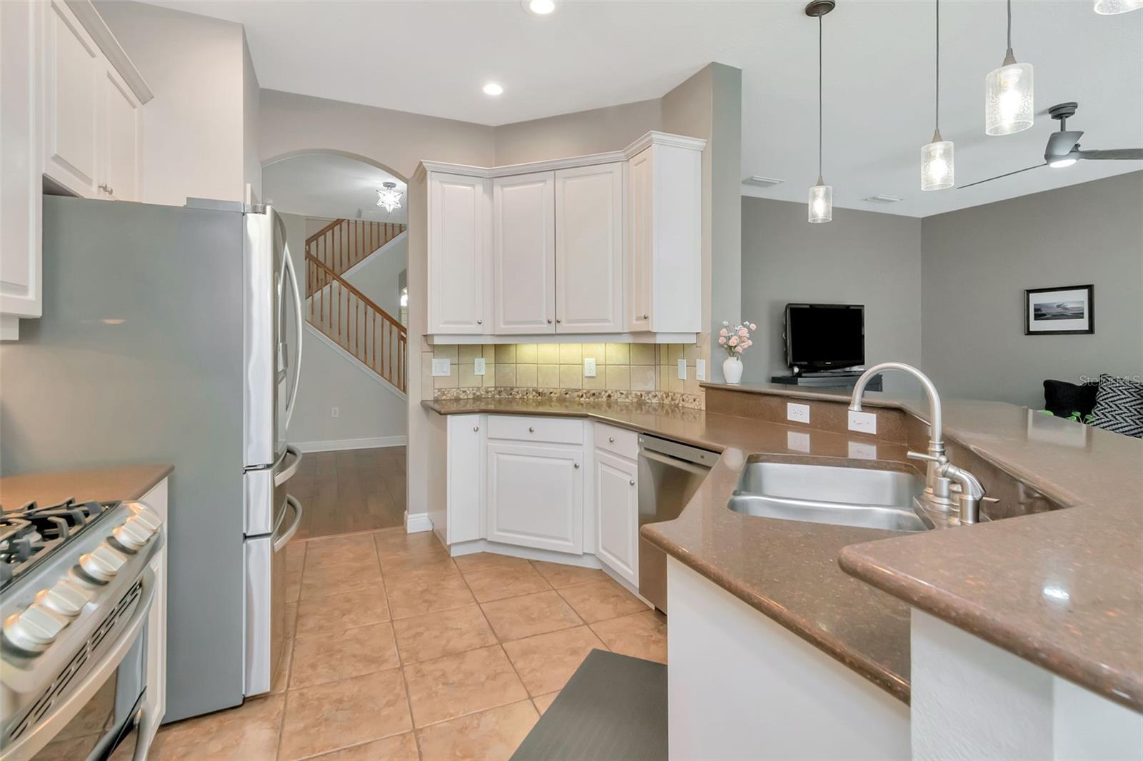 Image 19 of 59 For 31241 Kirkshire Court