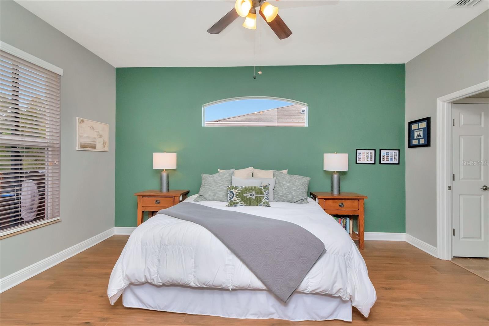 Image 21 of 59 For 31241 Kirkshire Court