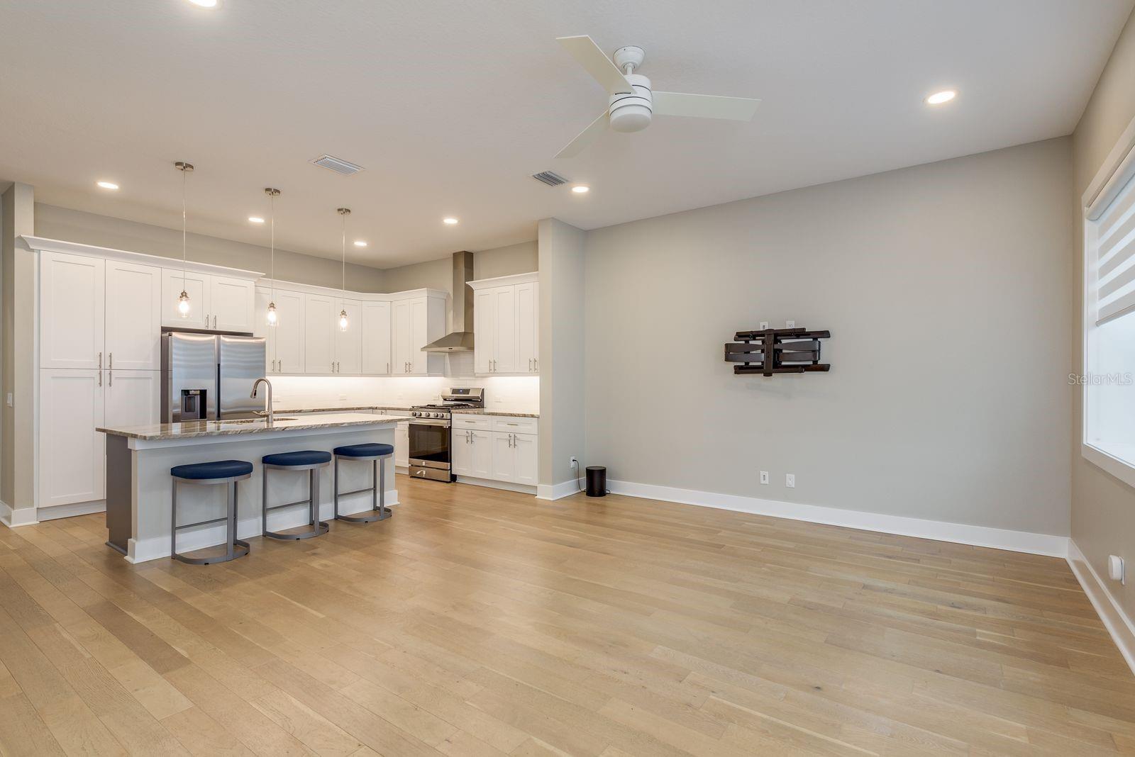 Image 13 of 52 For 833 Oak Bend Lane