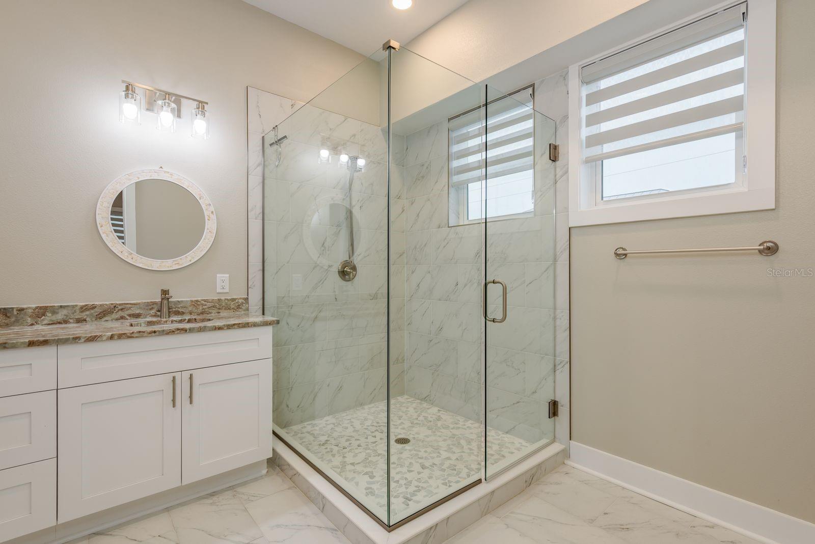 Image 28 of 52 For 833 Oak Bend Lane