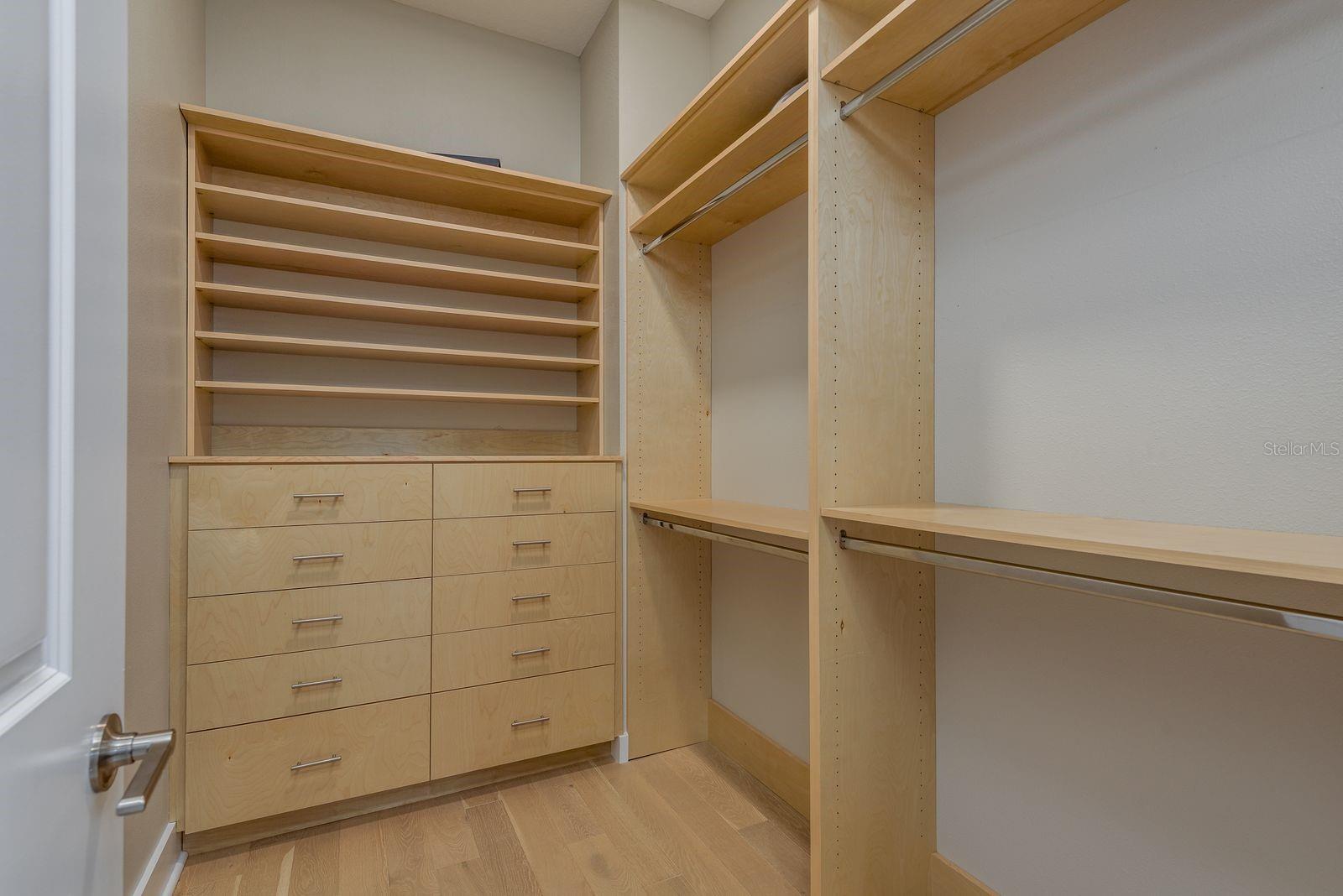 Image 30 of 52 For 833 Oak Bend Lane