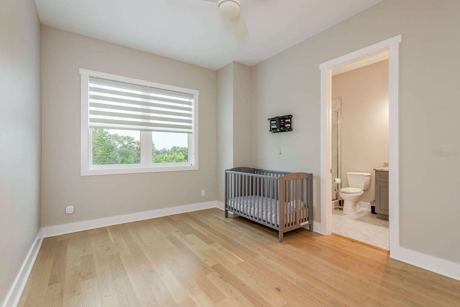 Image 31 of 52 For 833 Oak Bend Lane