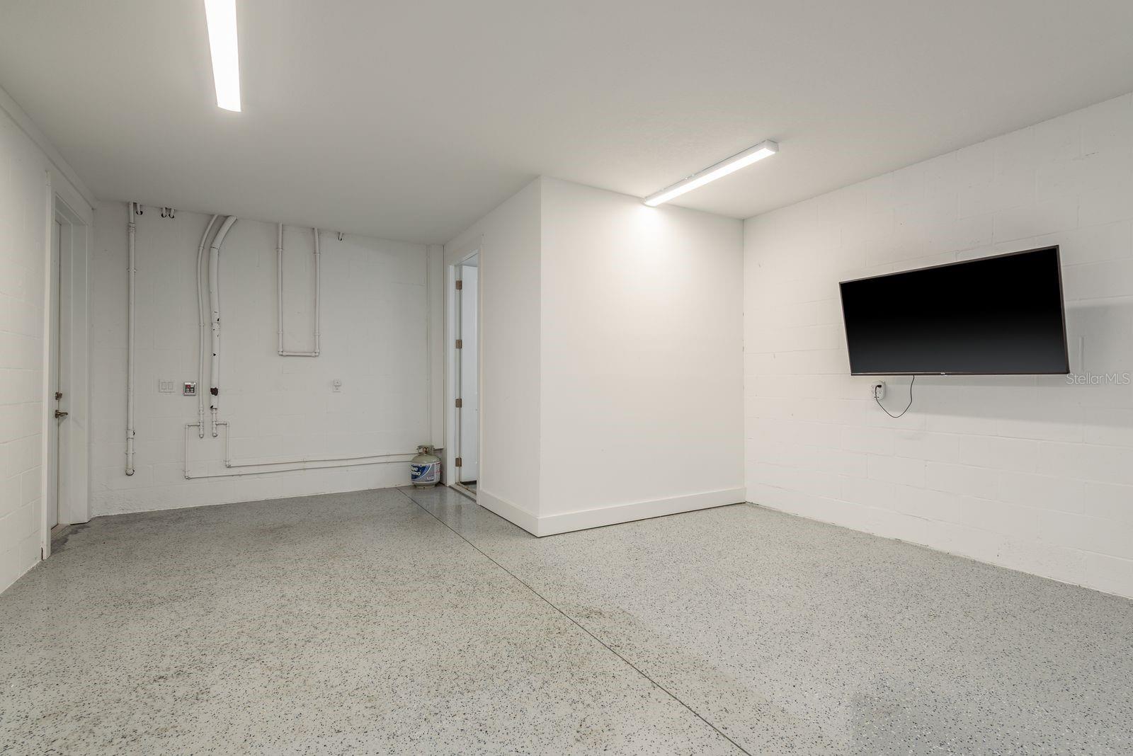 Image 42 of 52 For 833 Oak Bend Lane