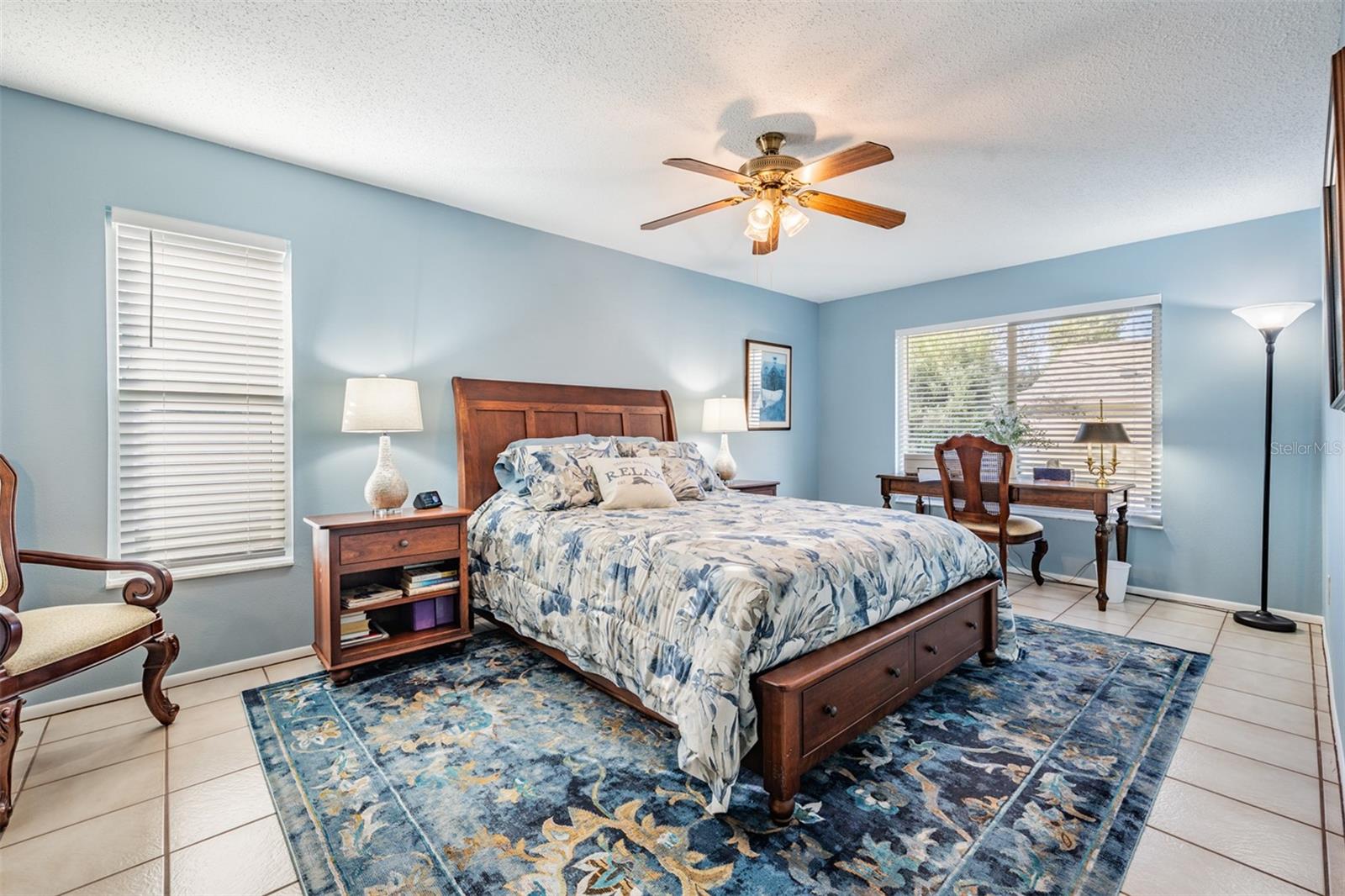 Image 19 of 40 For 2932 Macalpin Drive W