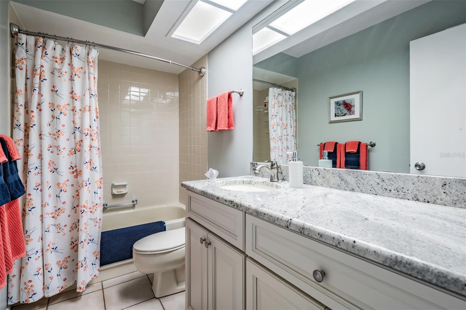 Image 25 of 40 For 2932 Macalpin Drive W