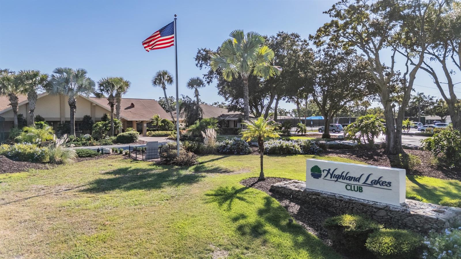 Image 30 of 40 For 2932 Macalpin Drive W