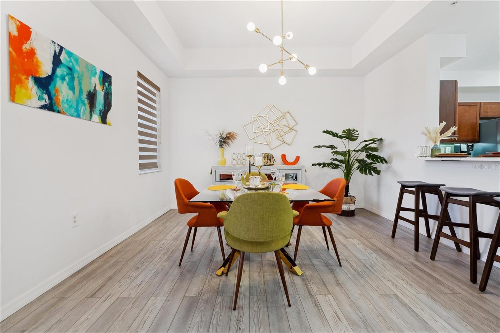 Image 16 of 39 For 642 Wells Court 402