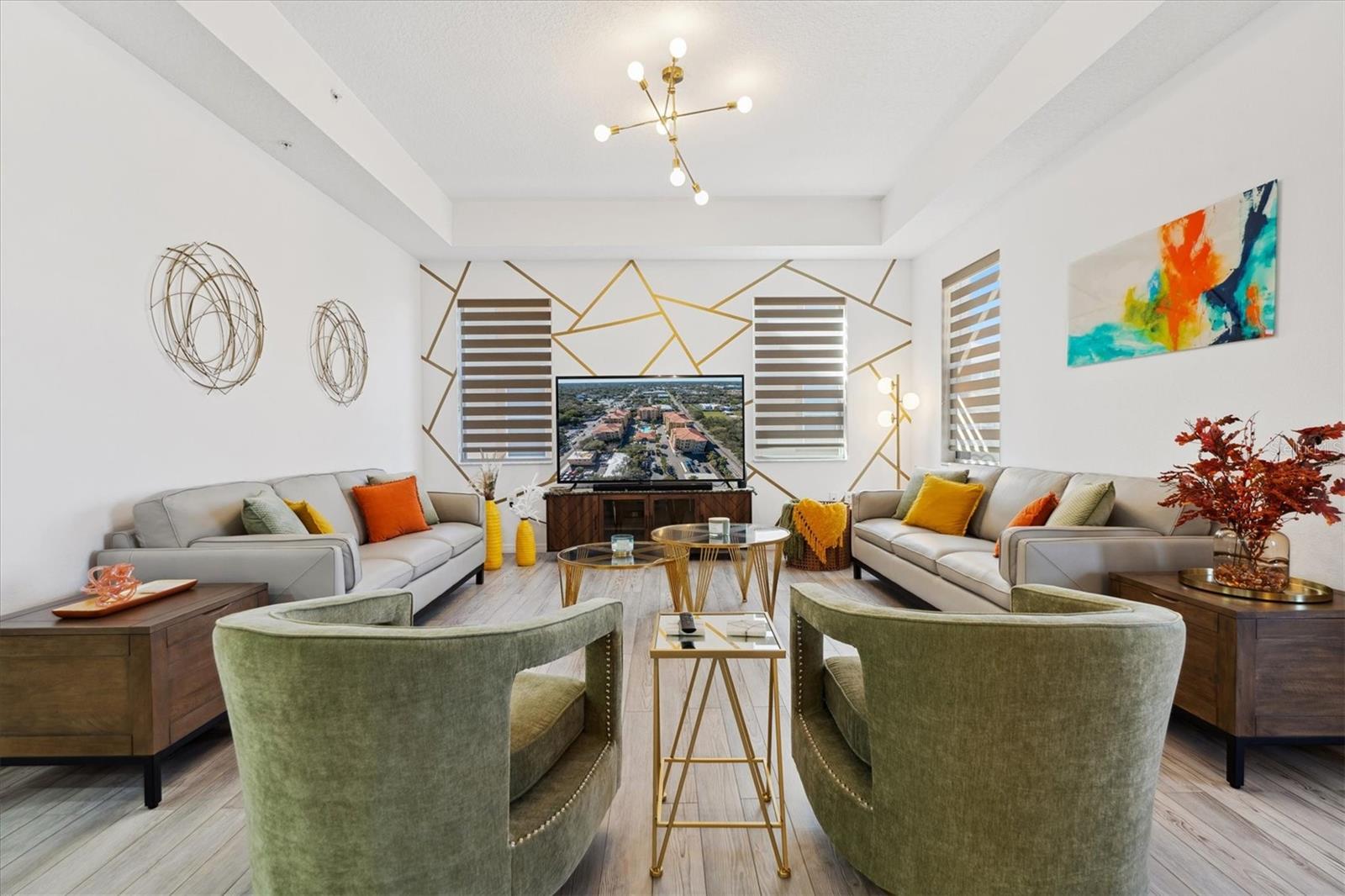 Image 4 of 39 For 642 Wells Court 402