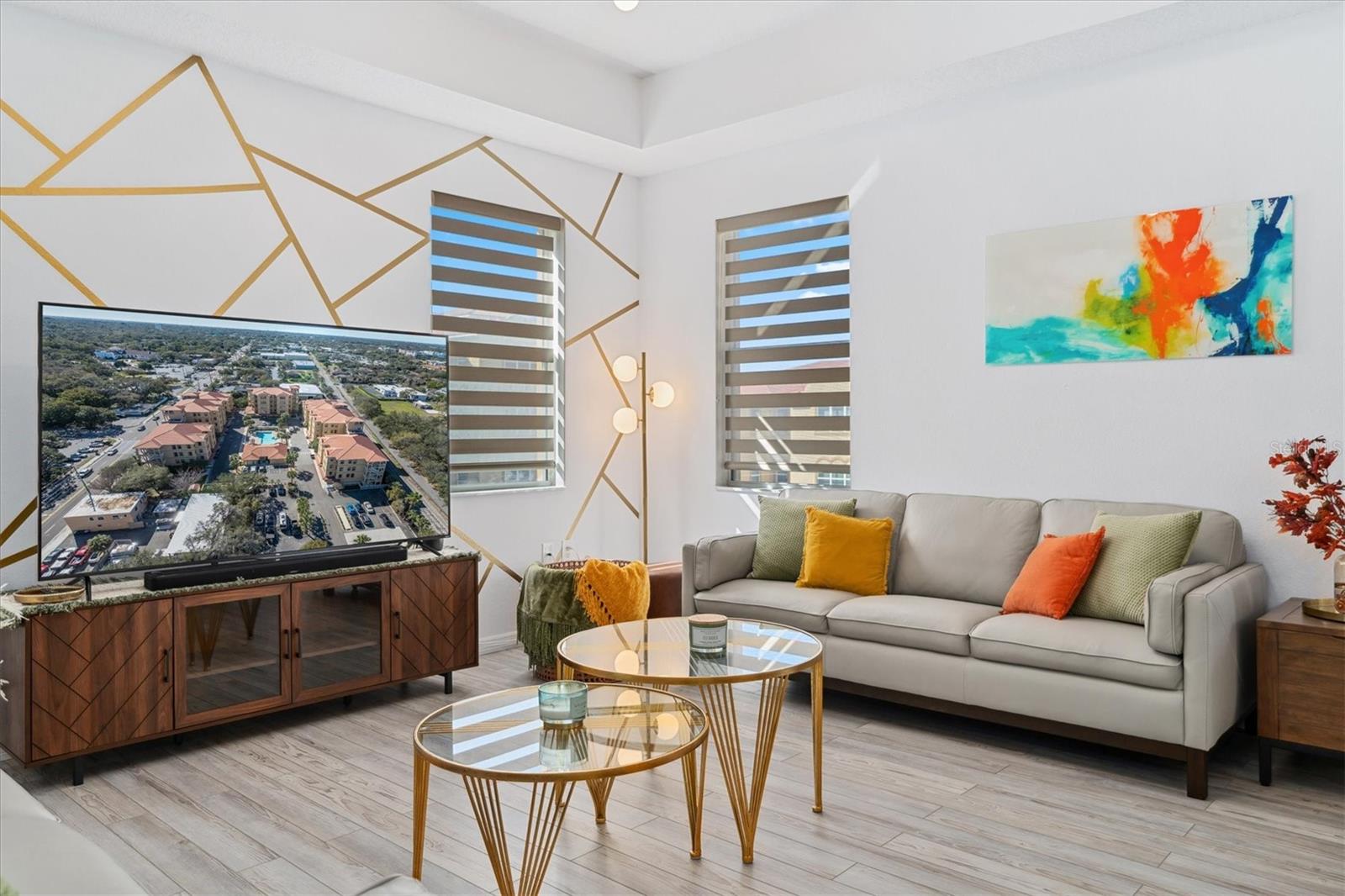 Image 6 of 39 For 642 Wells Court 402