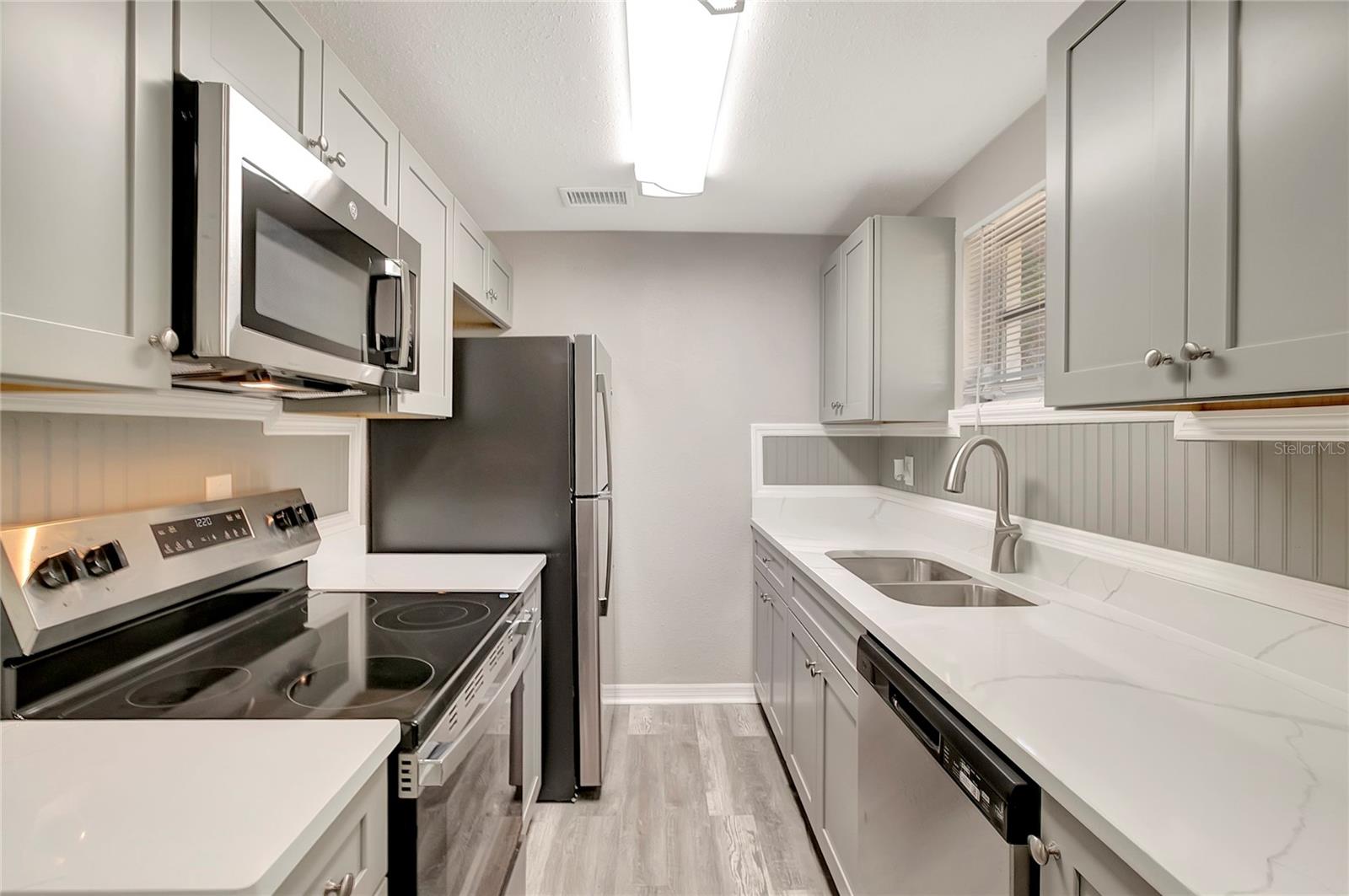 Image 13 of 27 For 4909 84th Street