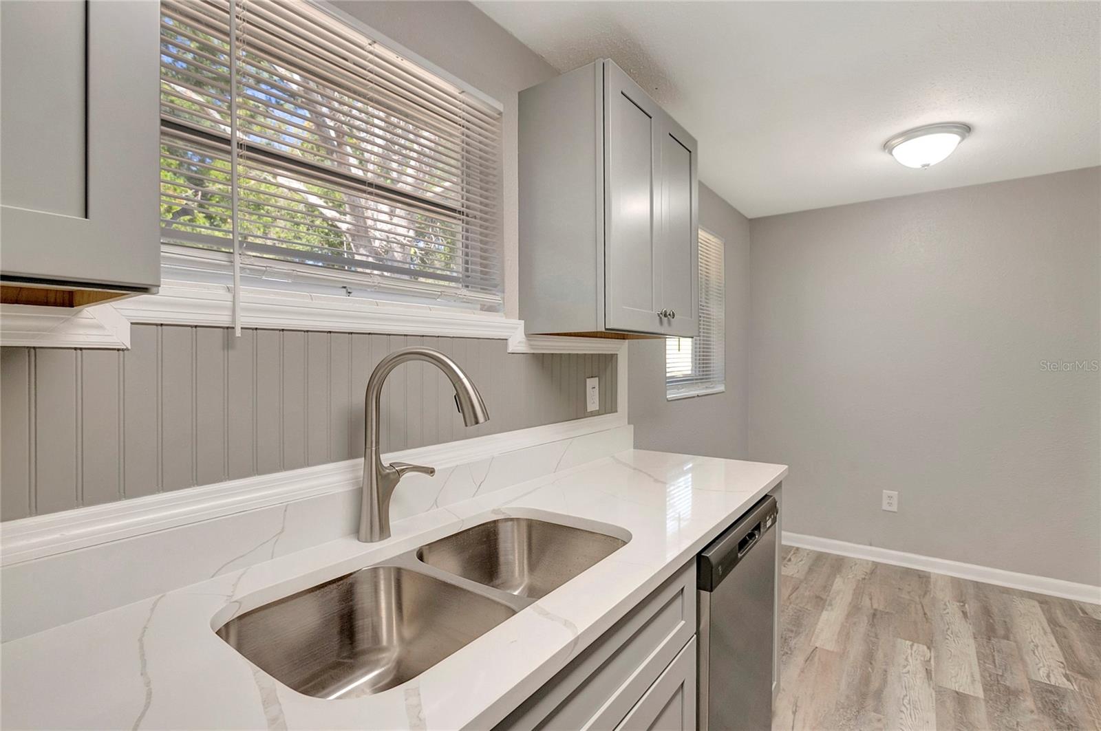 Image 15 of 27 For 4909 84th Street