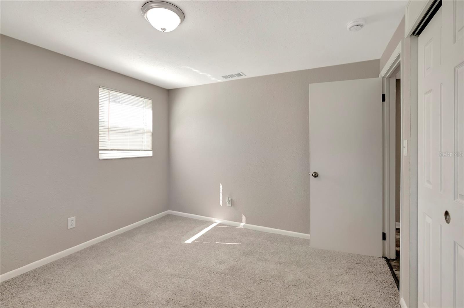 Image 24 of 27 For 4909 84th Street